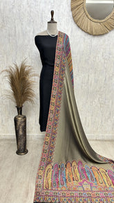 Graceful Reversible Pashmina Shawls