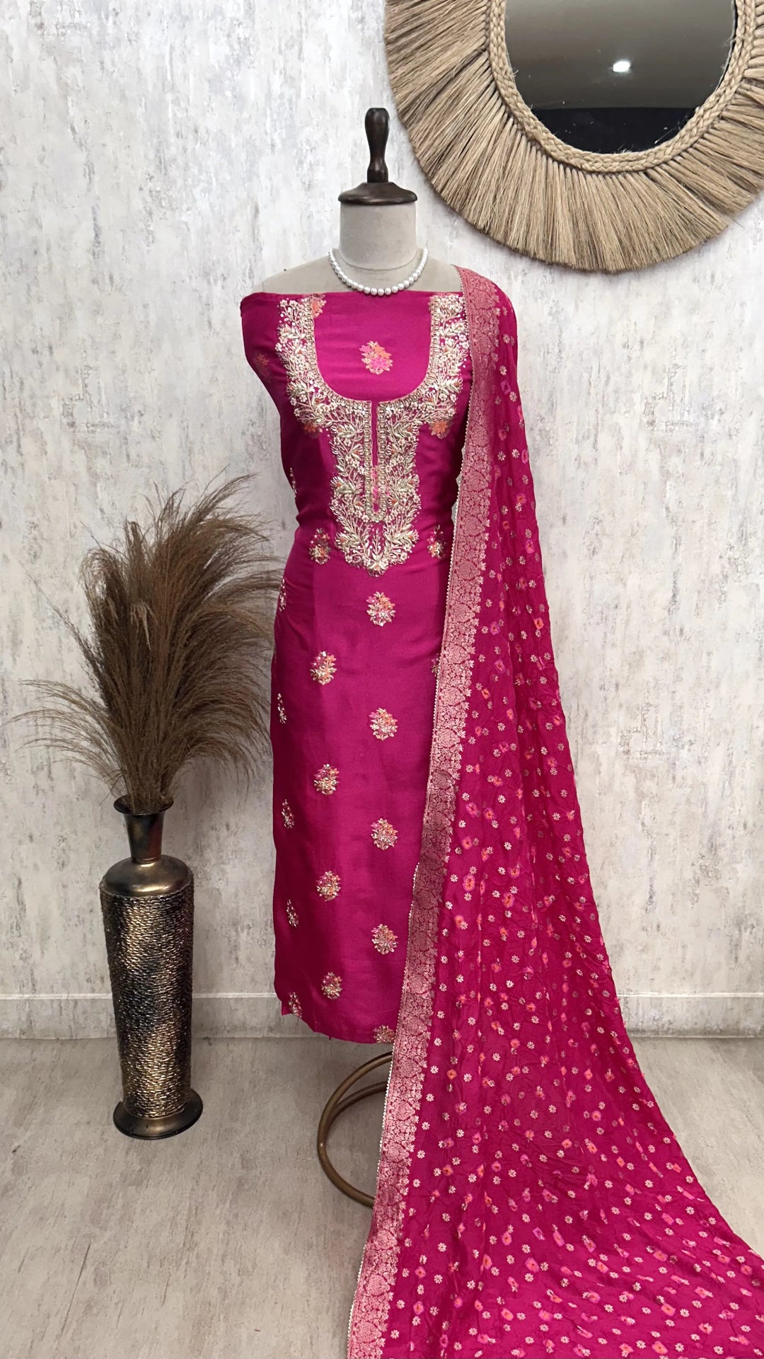 Unstitched Dola Silk Suit Set With Dola Silk Dupatta