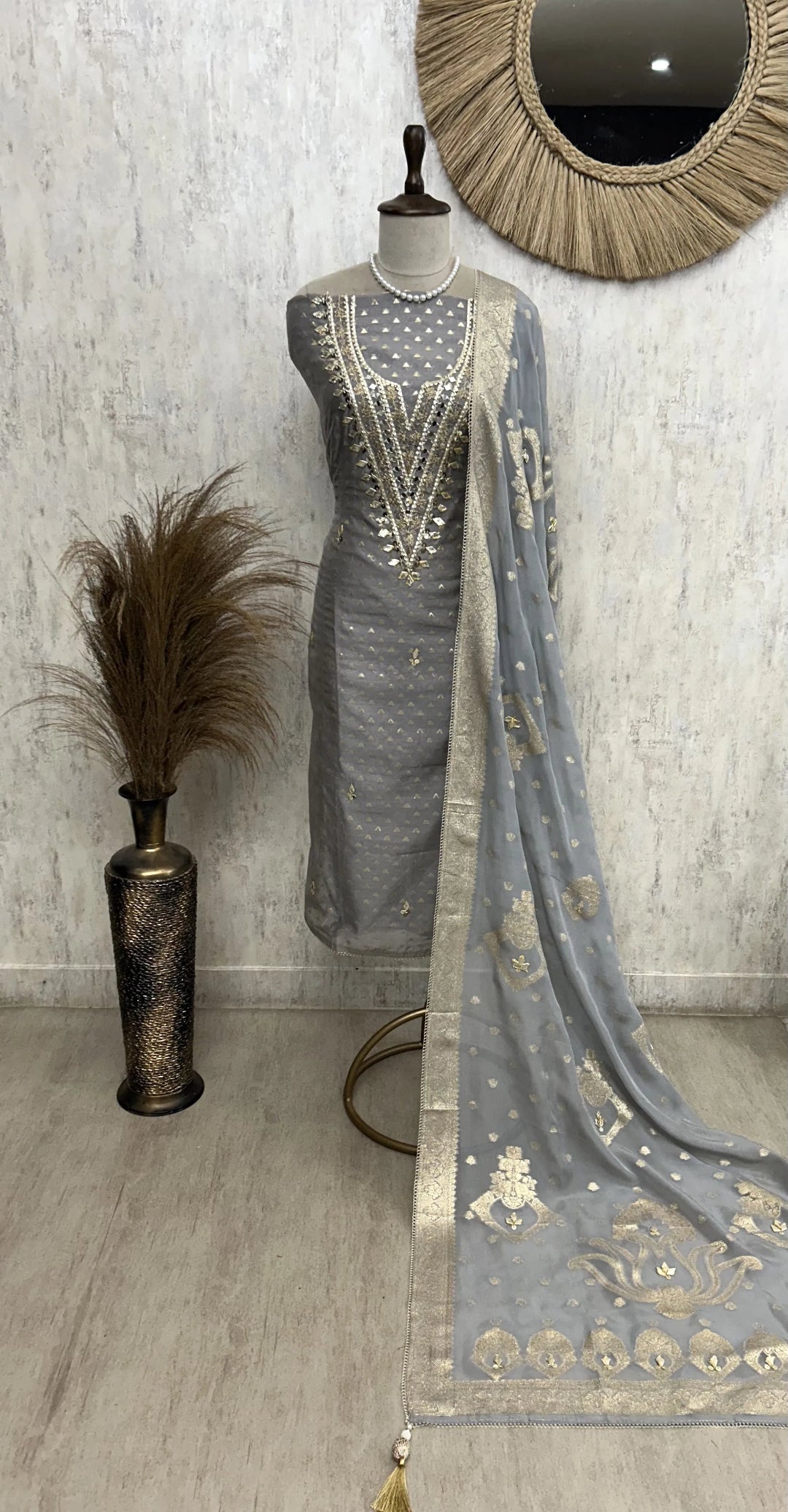 Unstitched Maheshwari Suit Set Featuring Organza Dupatta