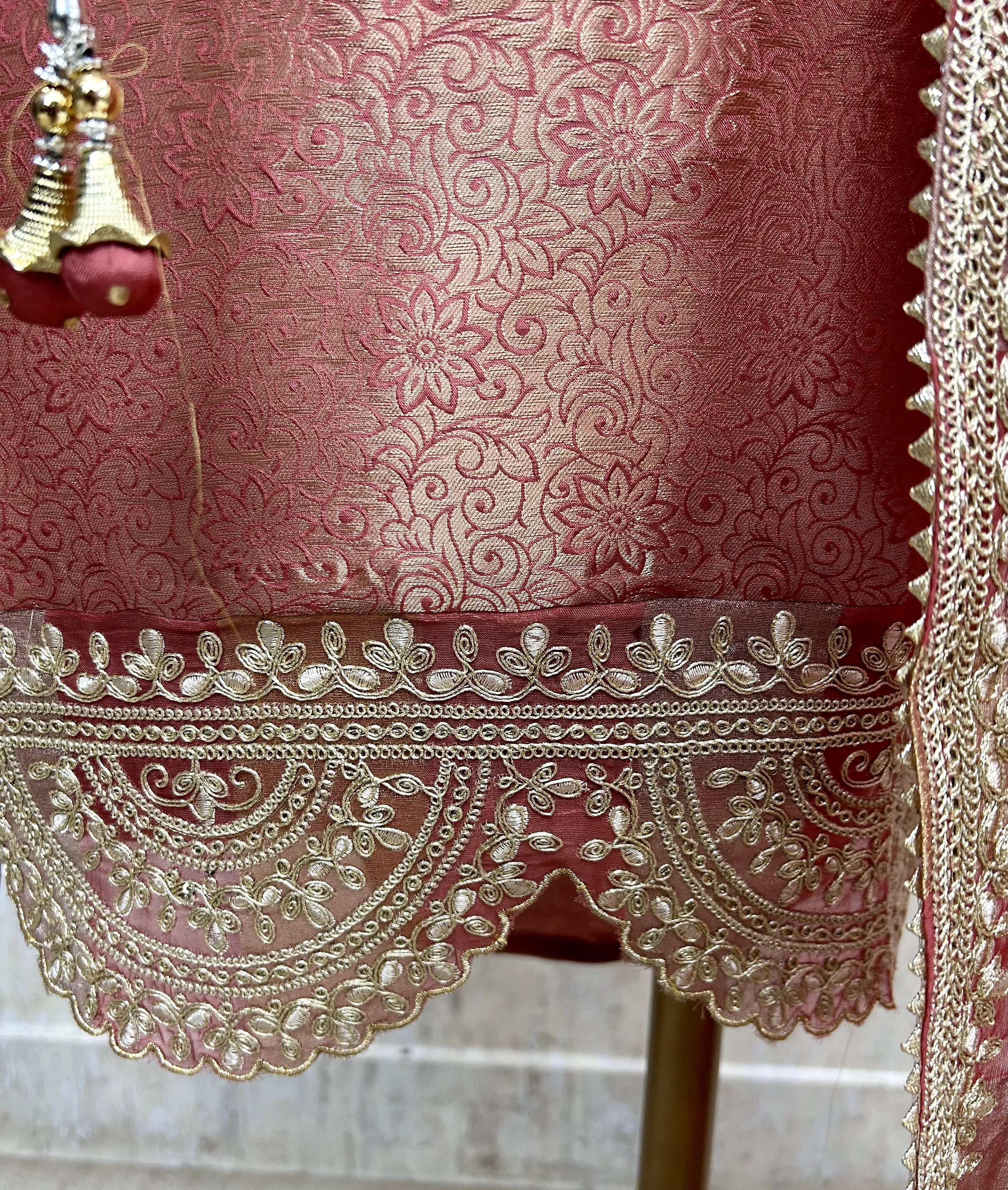 Brocade Silk Unstitched Suit Set Comes With Handy Potli & Featuring Organza Dupatta