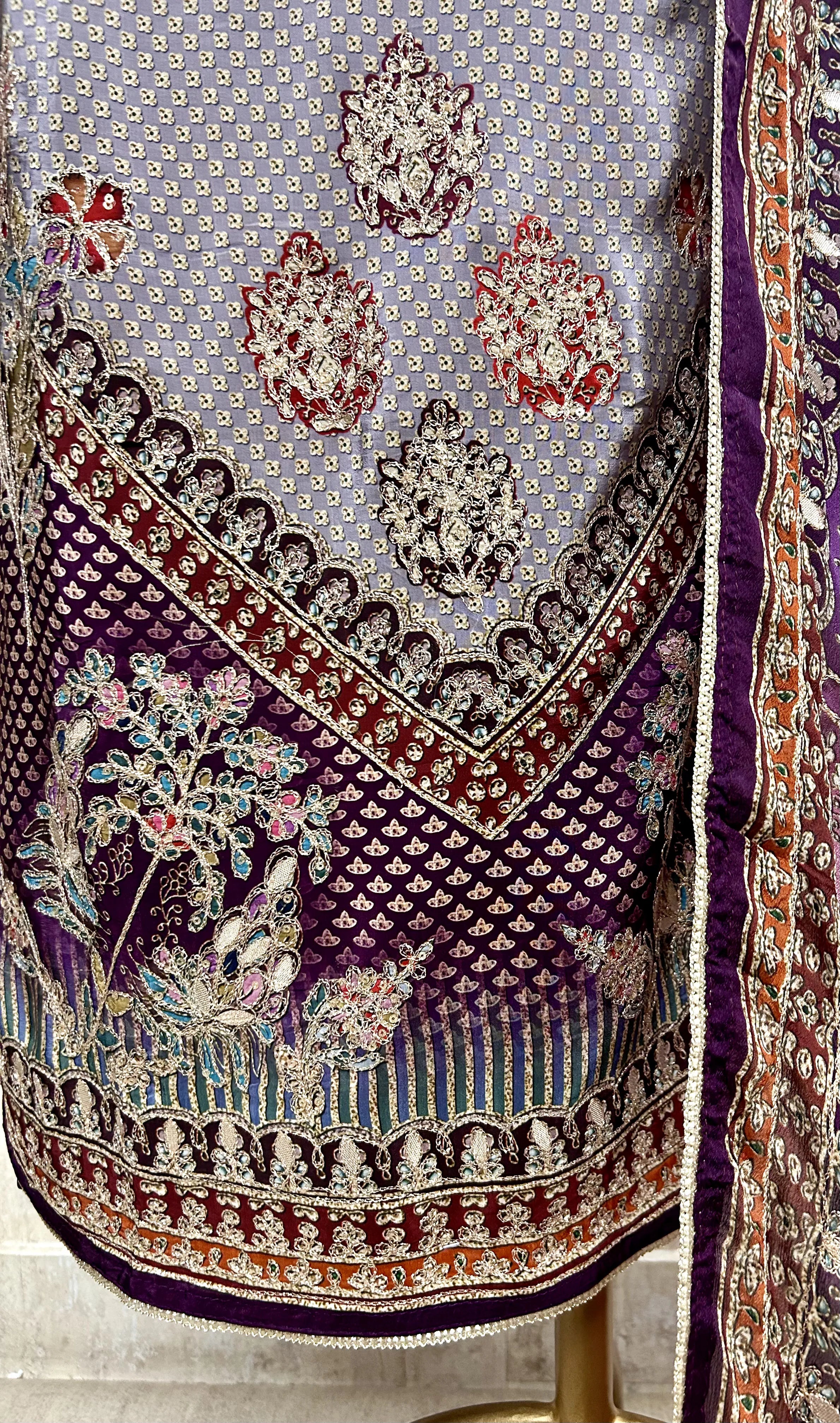 Crepe Unstitched Suit Set Featuring Chinnon Dupatta