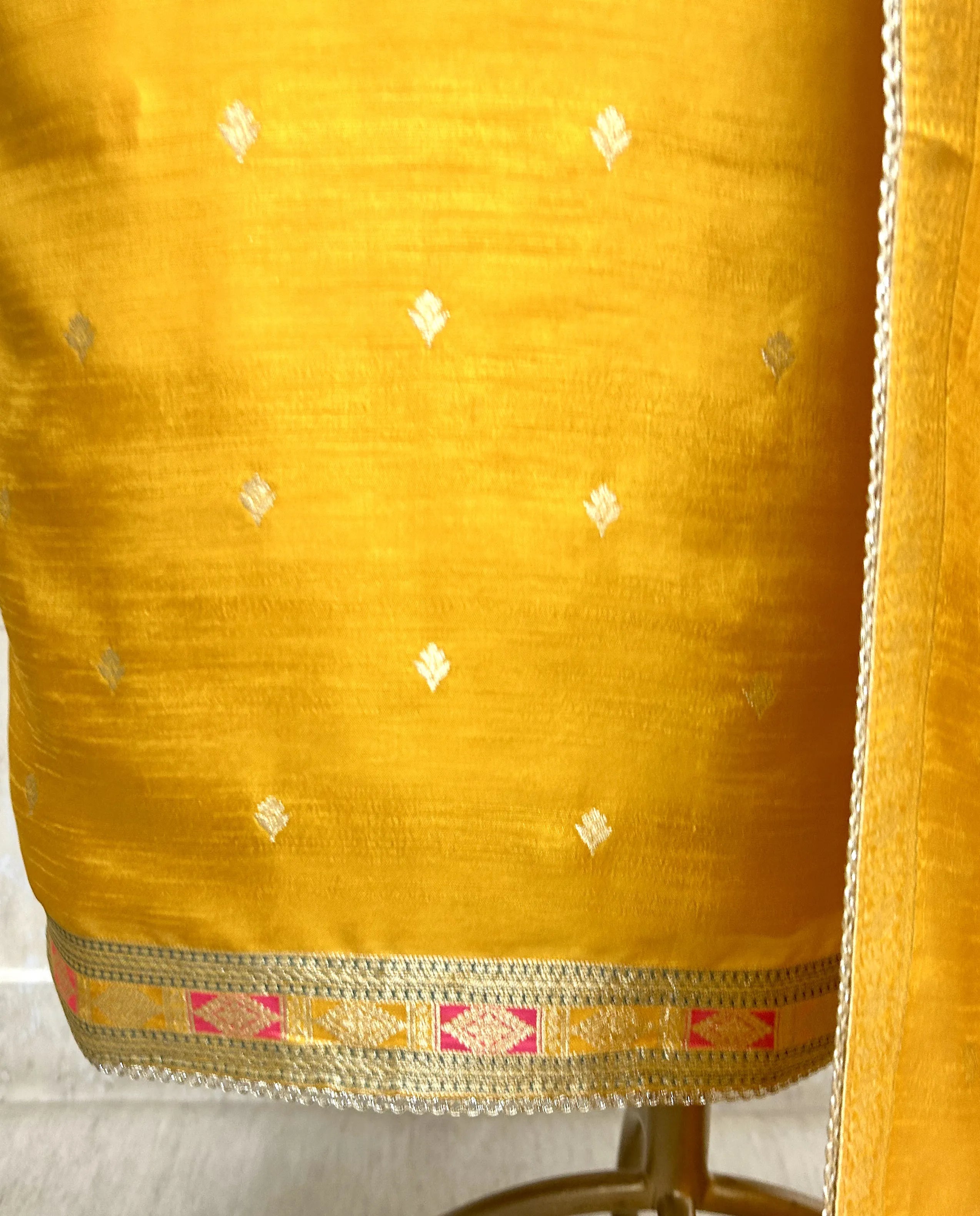 Dola Silk Unstitched Suit Set Featuring Dola Silk Dupatta