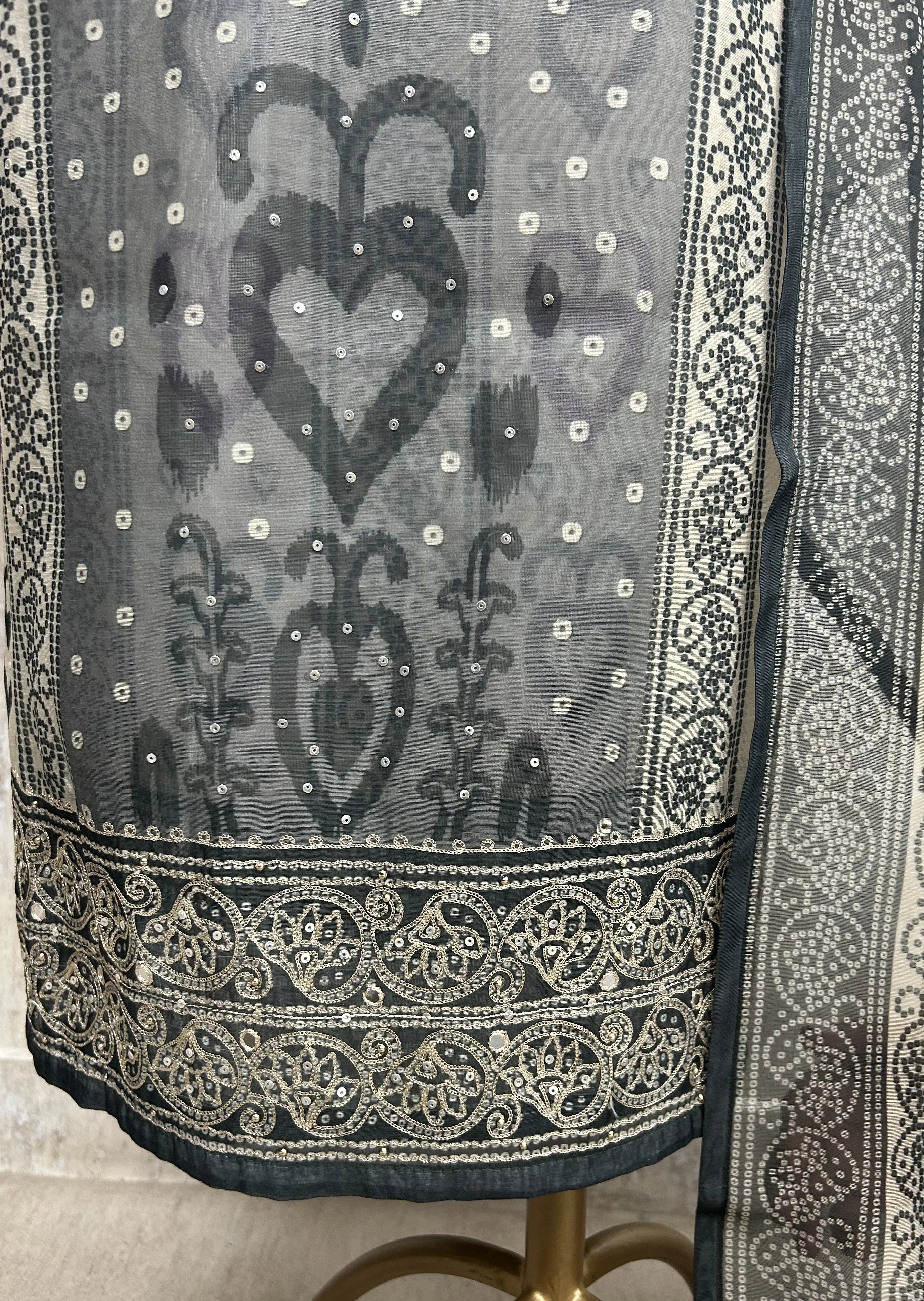 Maheshwari Unstitched Suit Set With Maheshwari Dupatta