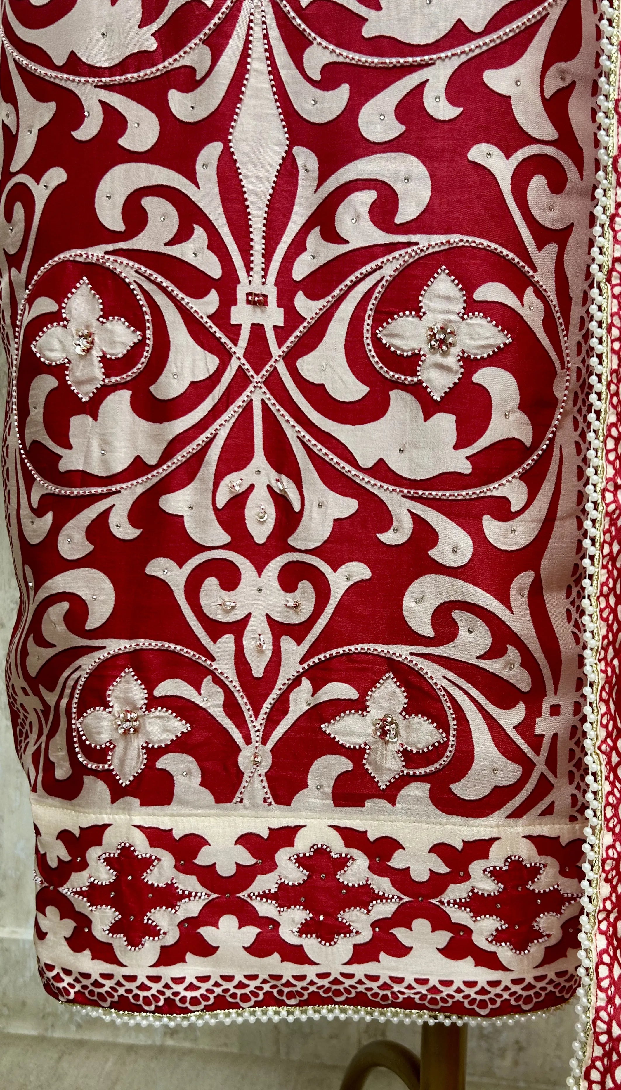 Printed Muslin Unstitched Suit Set With Detailing Of Pearl Work