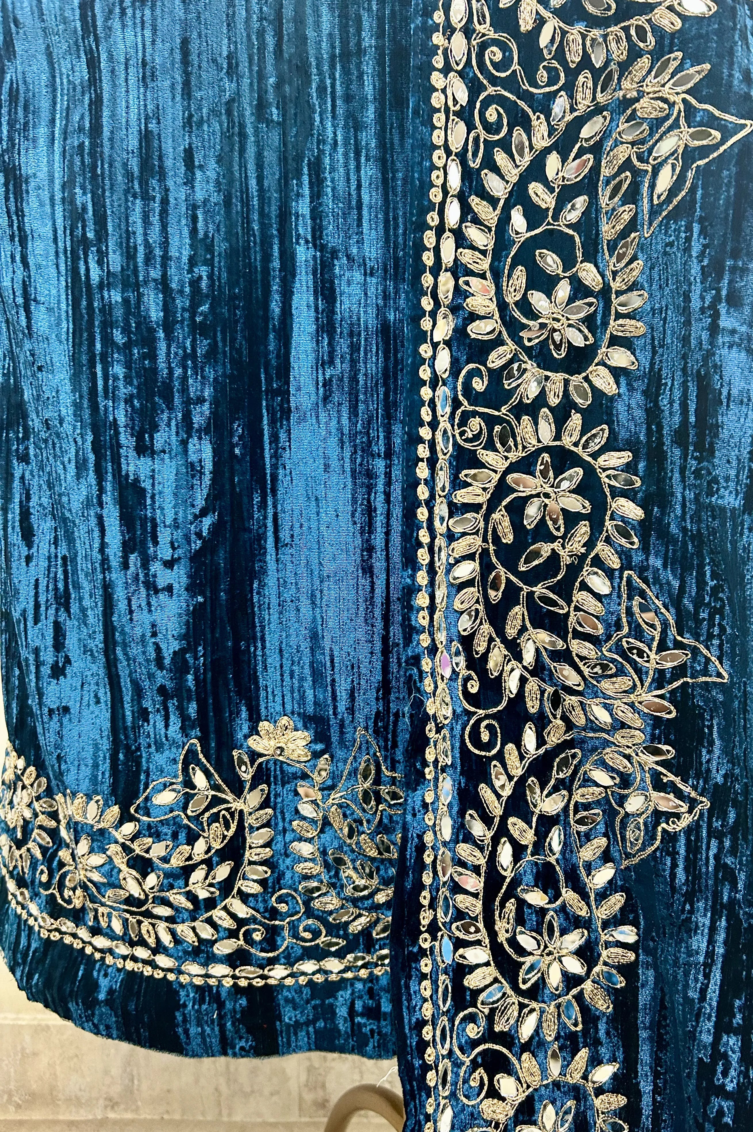 Crush Velvet Unstitched Suit Set Featuring Mirror Work On Bottom, Neckline & Dupatta