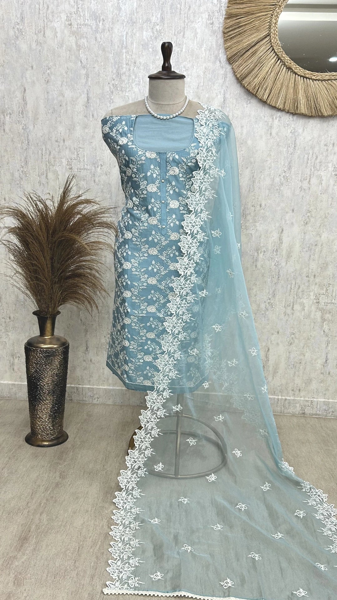 Thread Embroidered Maheshwari Unstitched Suit Set