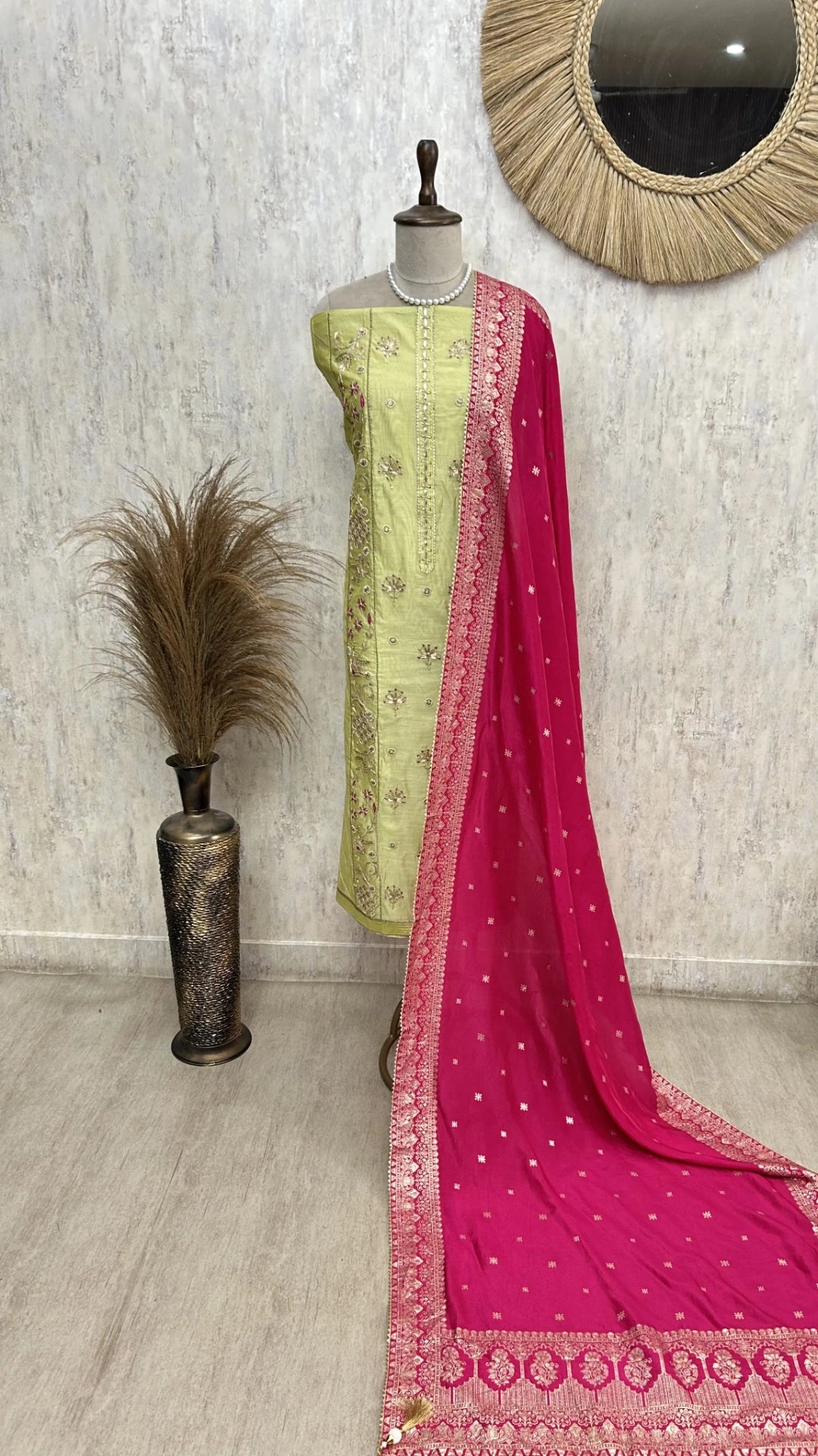 Elegant panel unstitched suit set