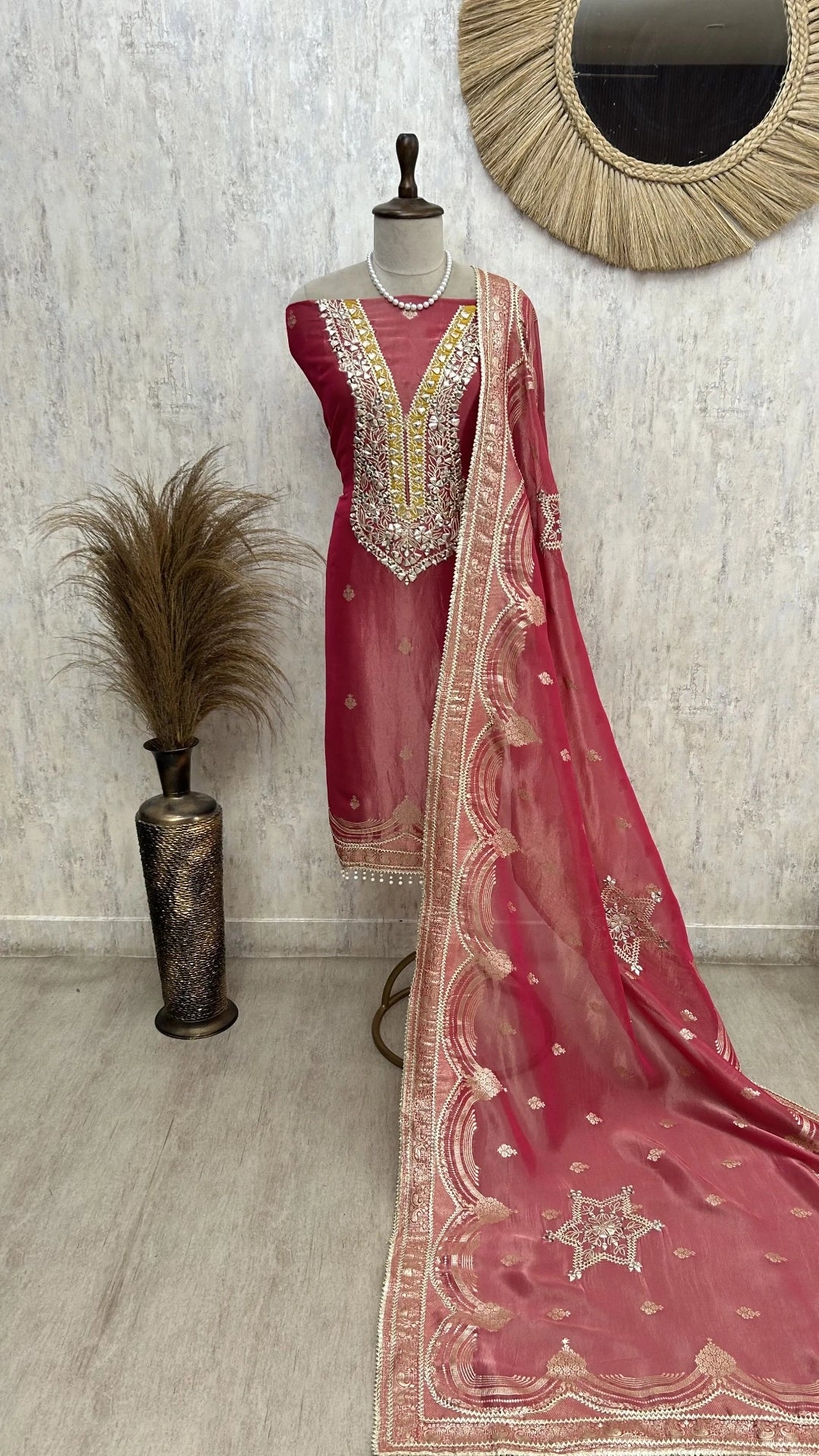 Traditional tissue unstitched suit set