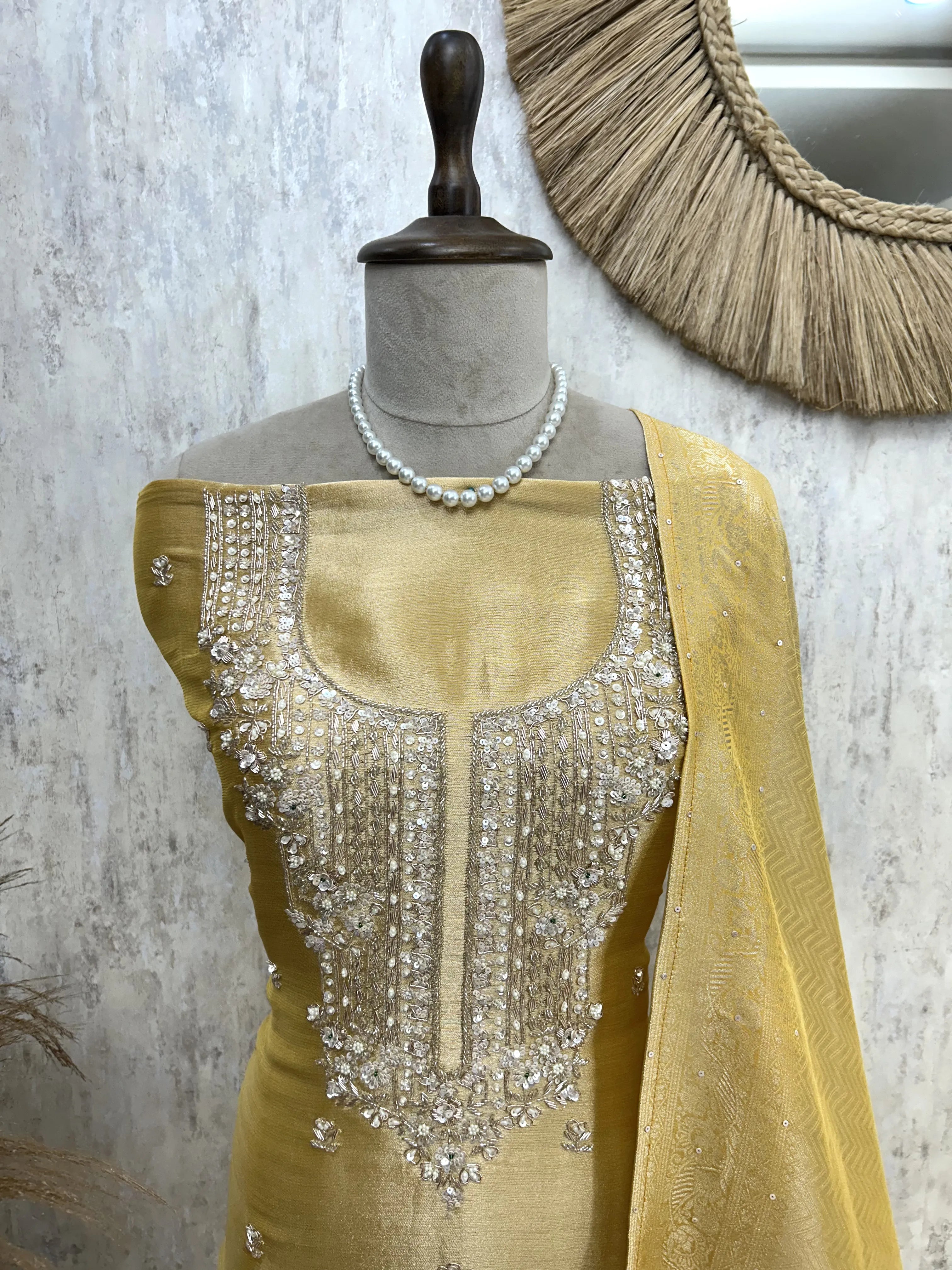 Tissue silk unstitched suit set