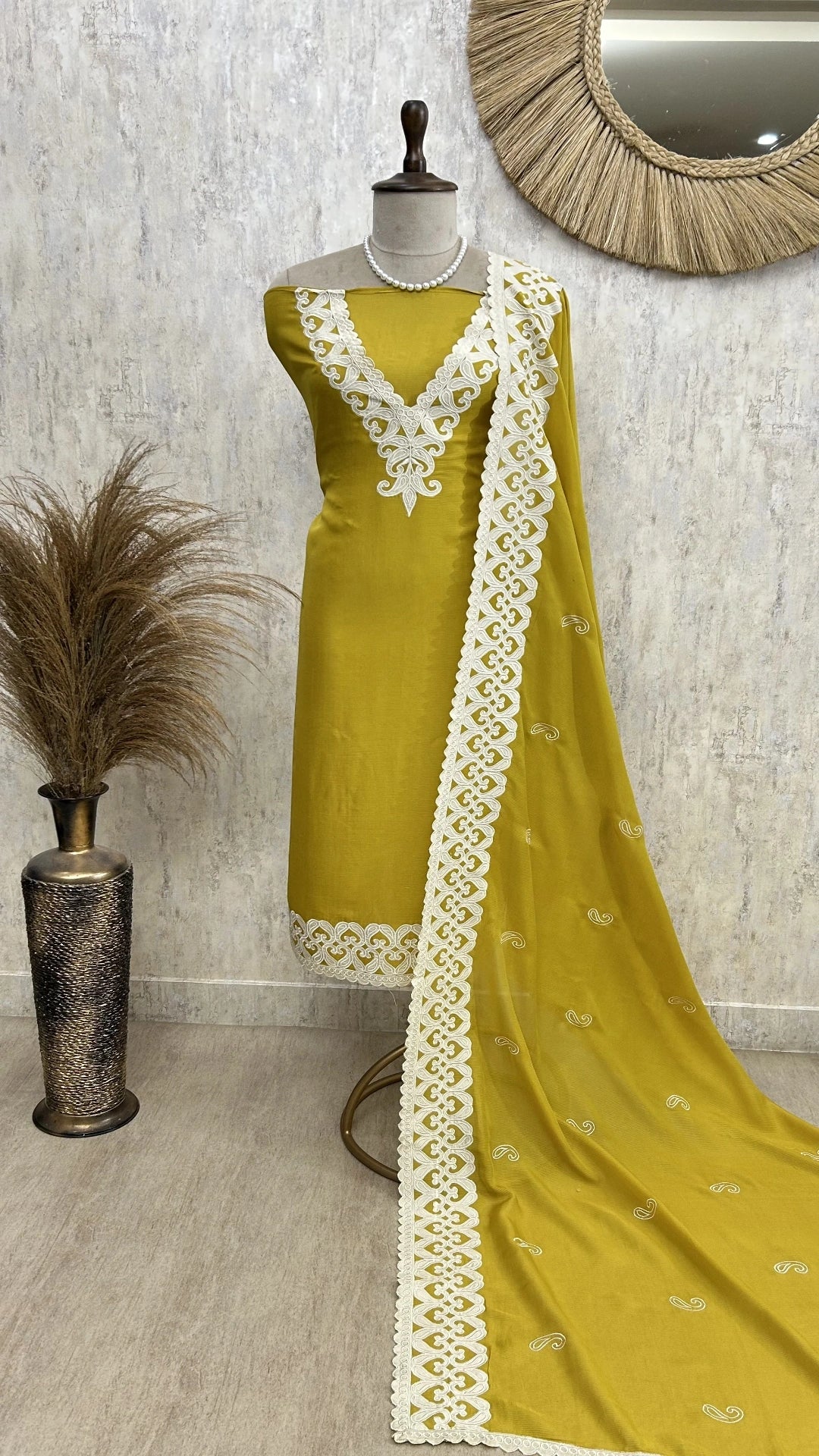 Muslin Unstitched Suit Set With Applique Work