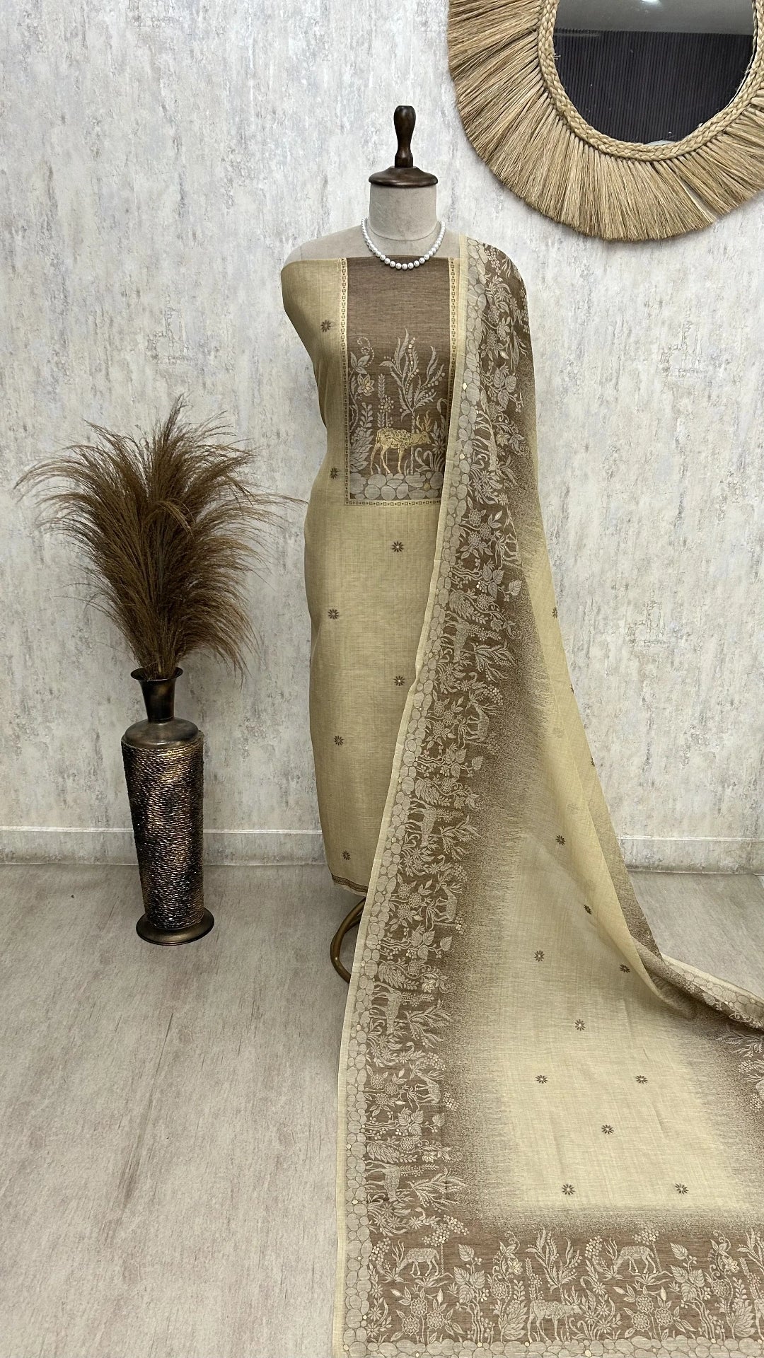 Jamdani Linen Unstitched Suit Set With Deer Motif