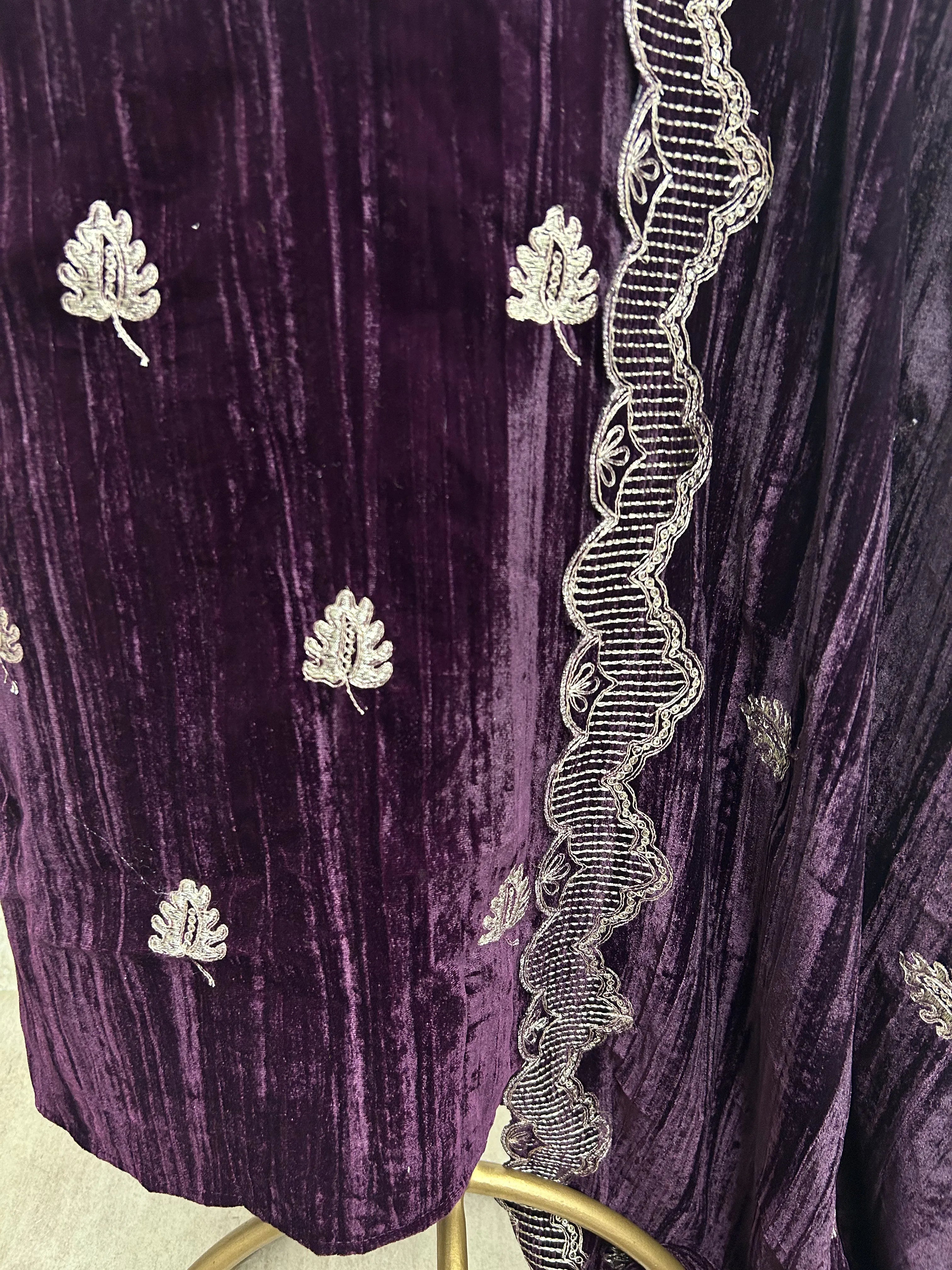 Zari Embroidered Velvet Unstitched Suit