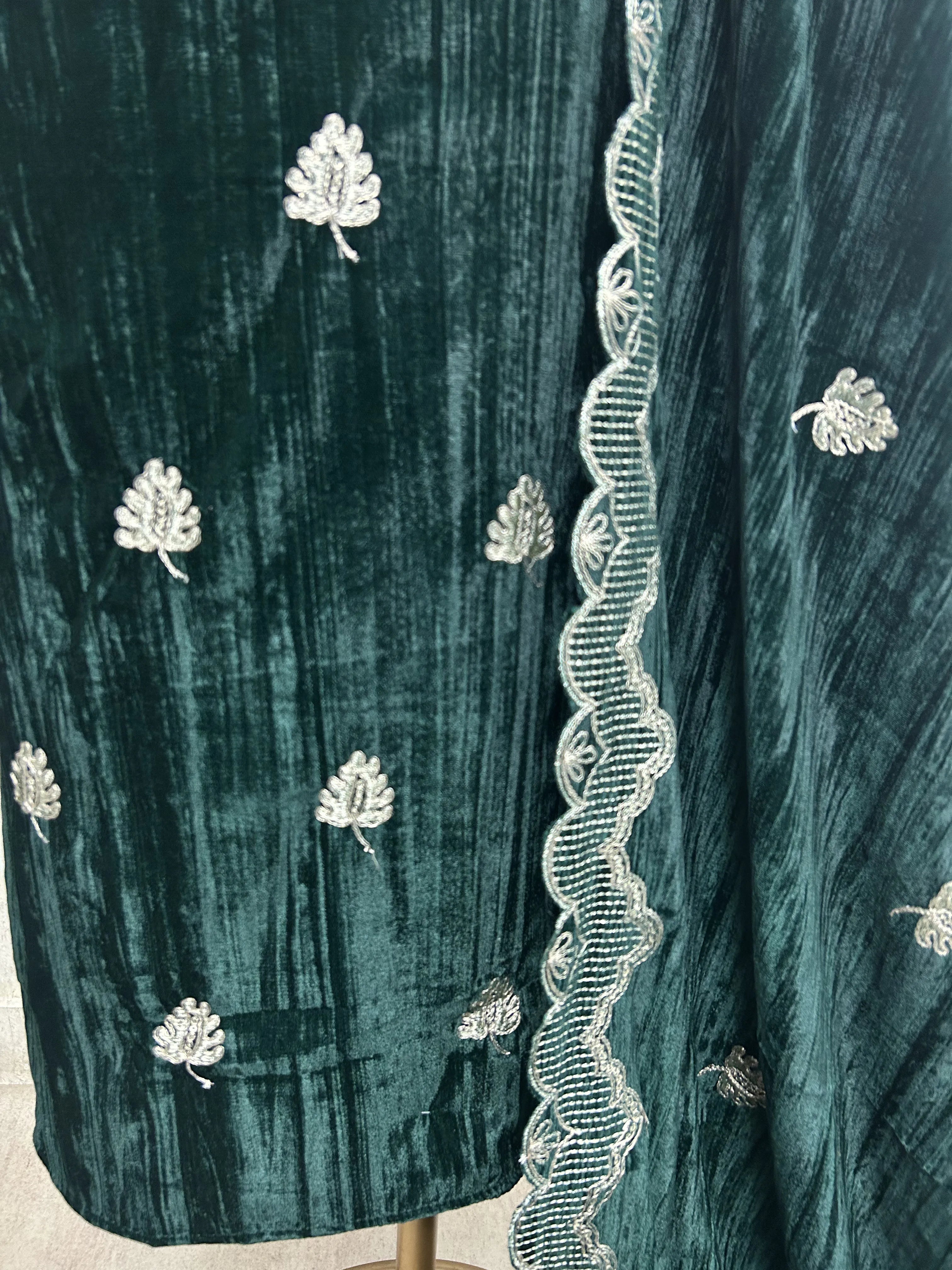 Zari Embroidered Velvet Unstitched Suit