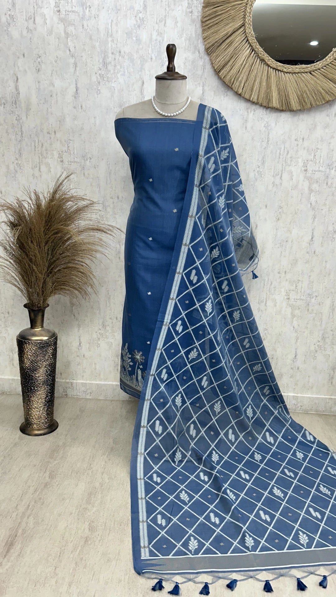 Indigo Jamdani Woven Linen Unstitched Suit Set