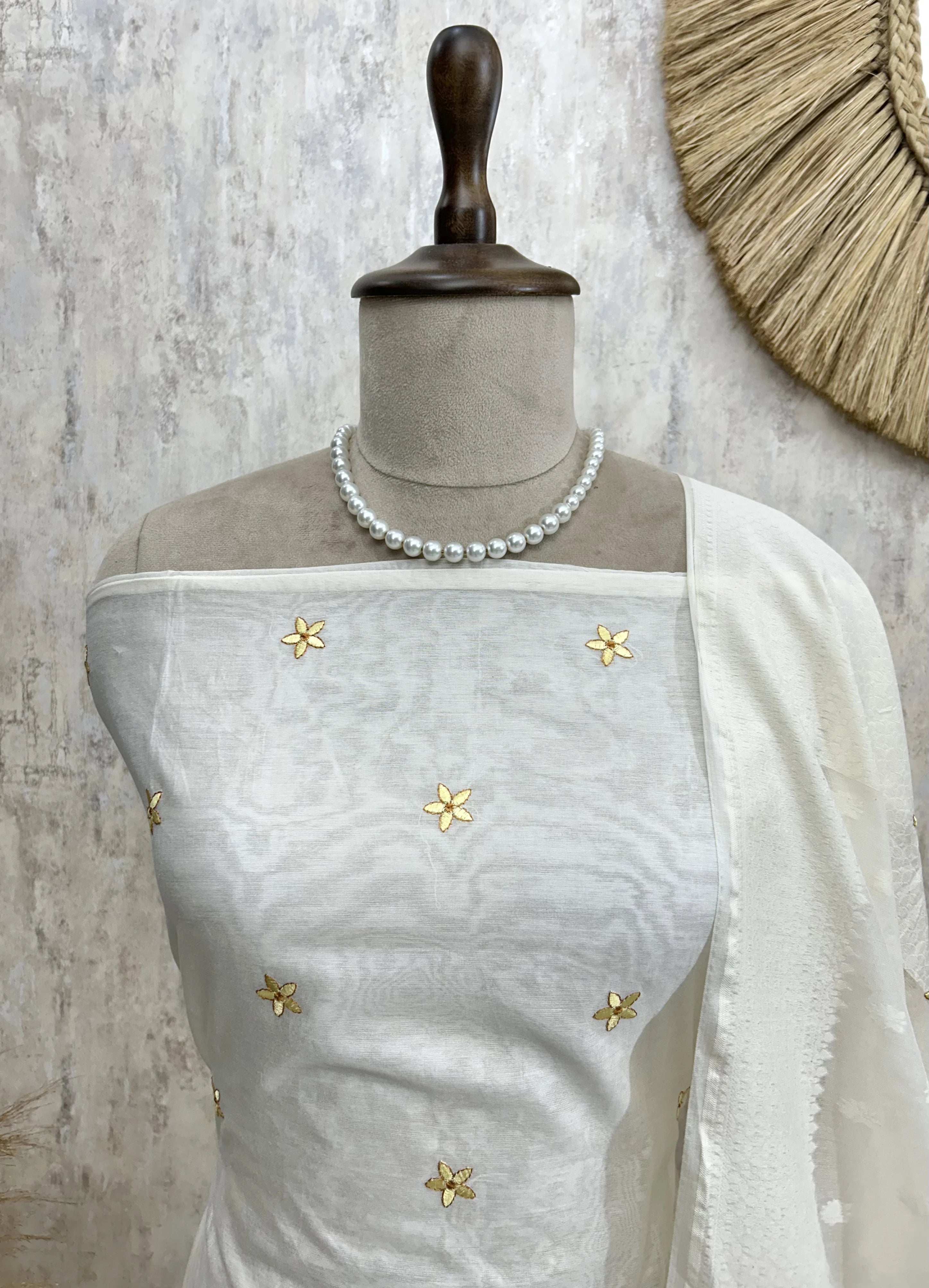Thread Flamingo Pattern Mul Chanderi Unstitched Suit Set