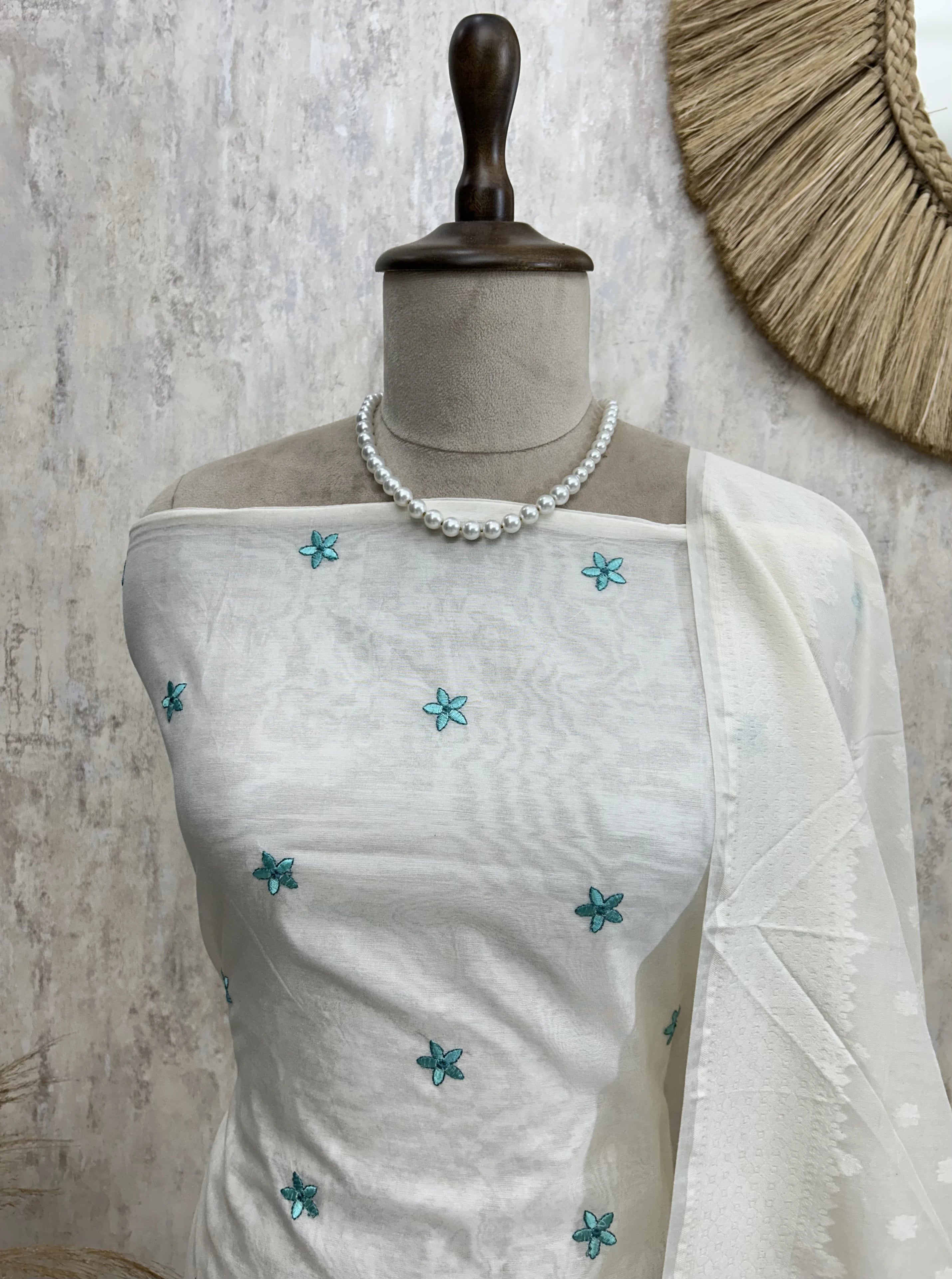 Thread Flamingo Pattern Mul Chanderi Unstitched Suit Set