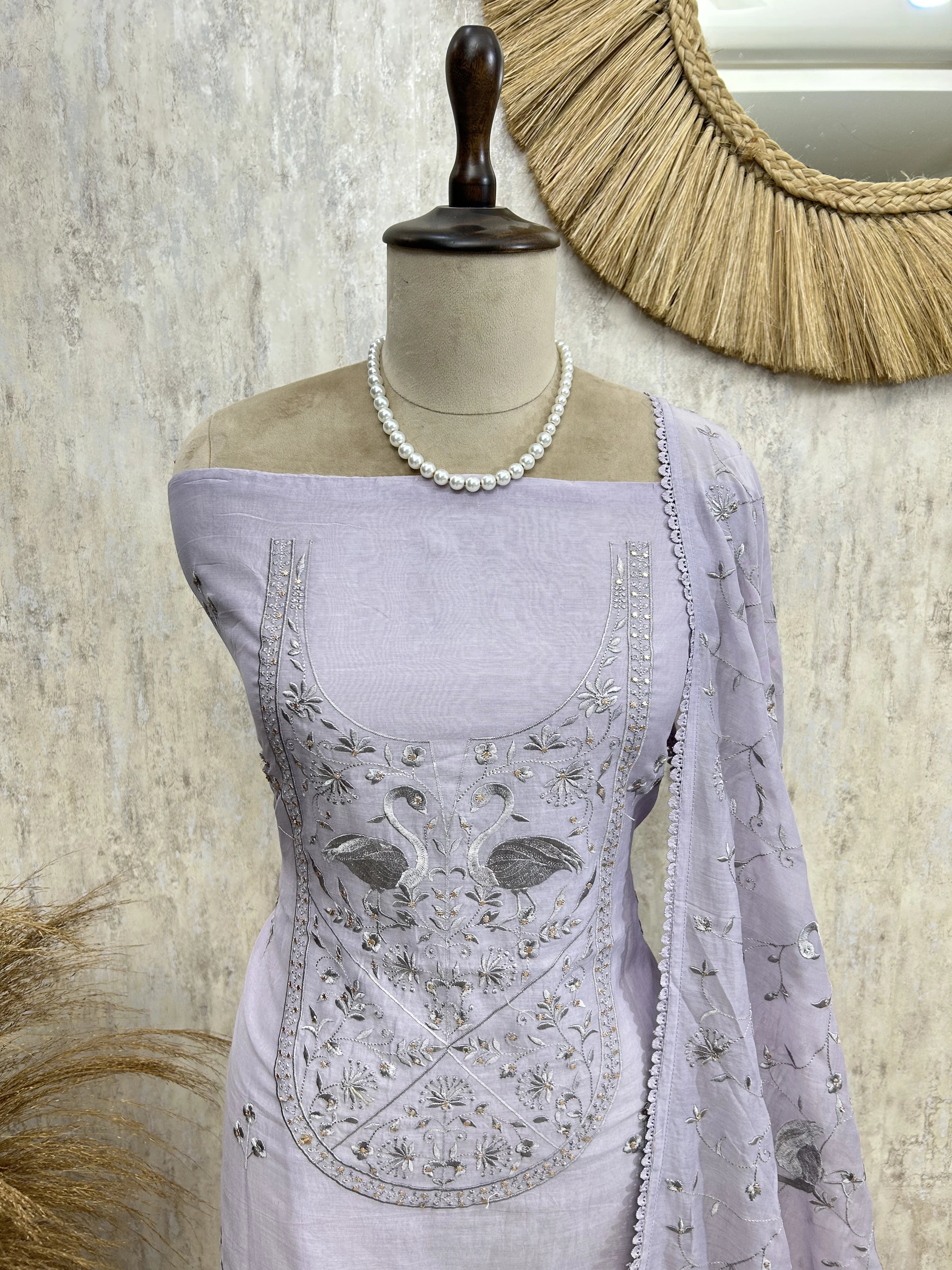 Thread Embroidery Mul Unstitched Suit Set