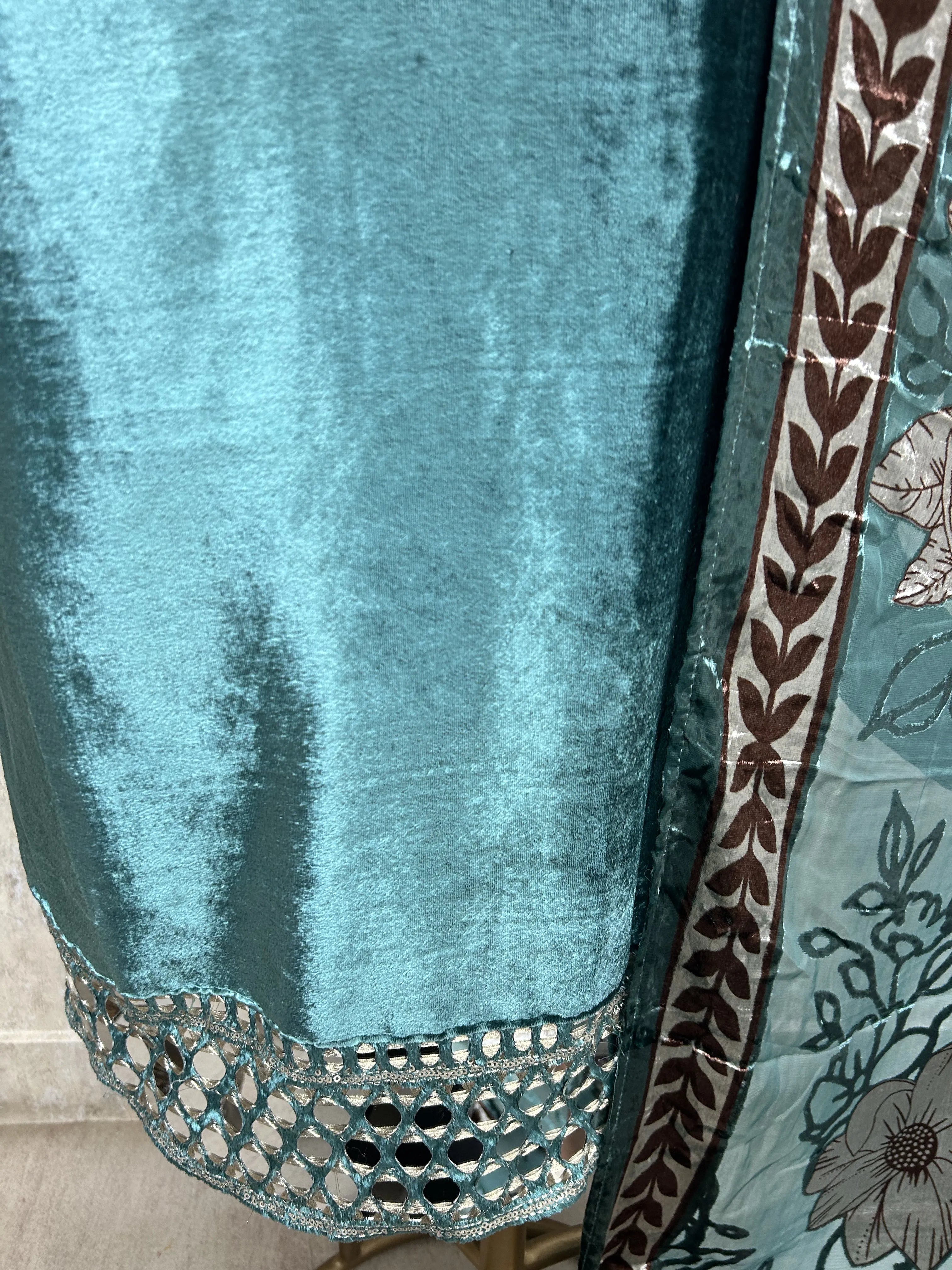 Velvet Unstitched Suit With Brasso Dupatta