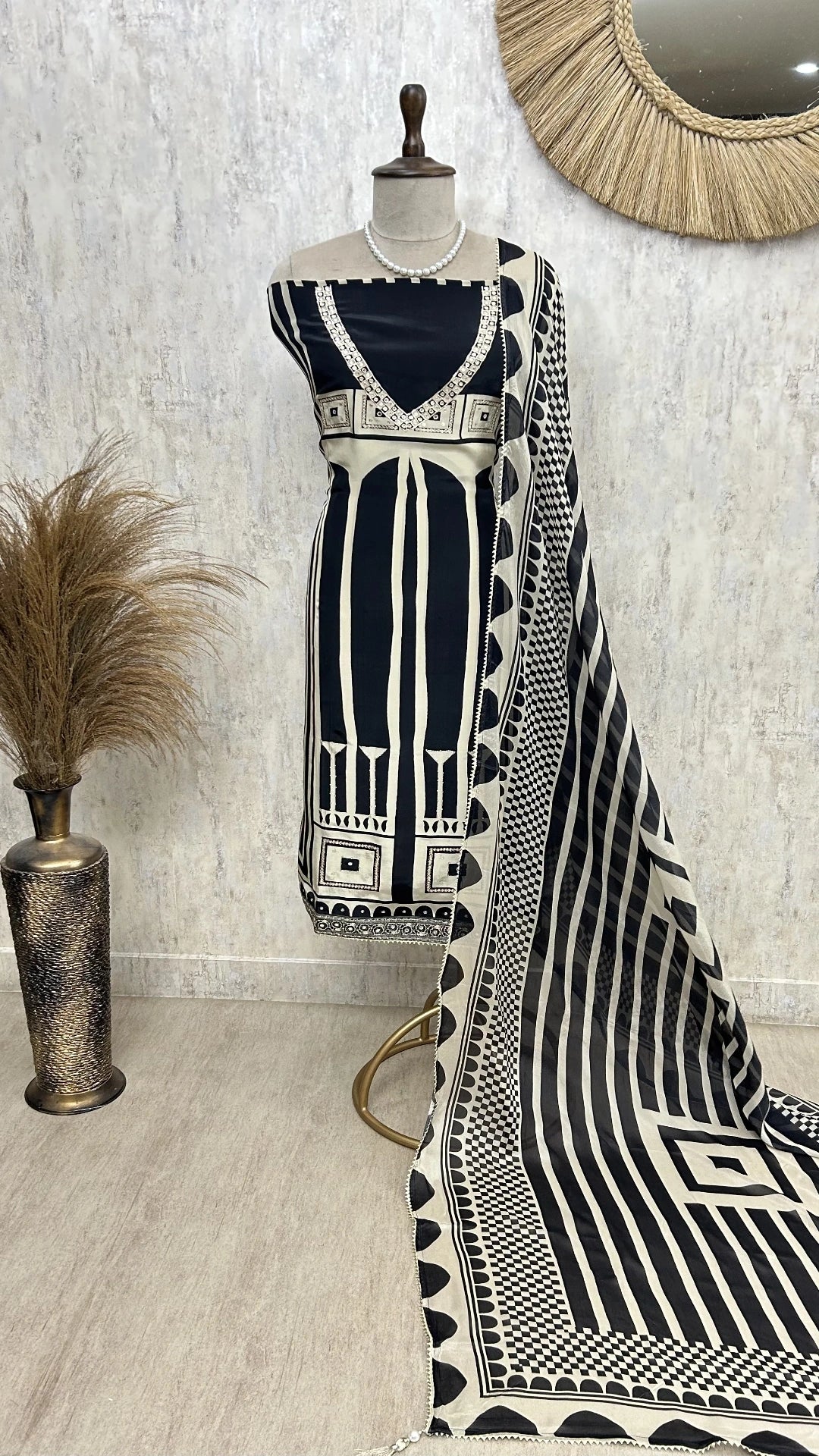 Printed Crepe Unstitched Suit Set