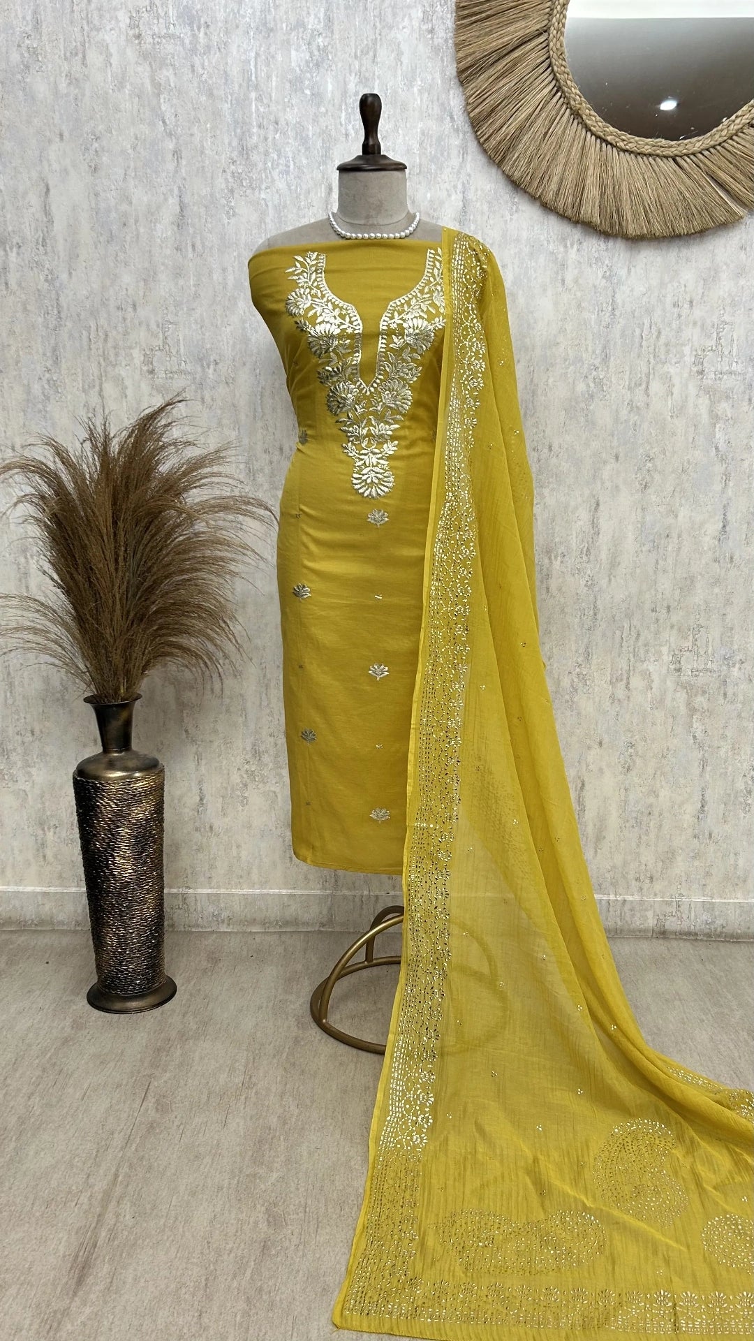 Mul Chanderi Unstitched Suit