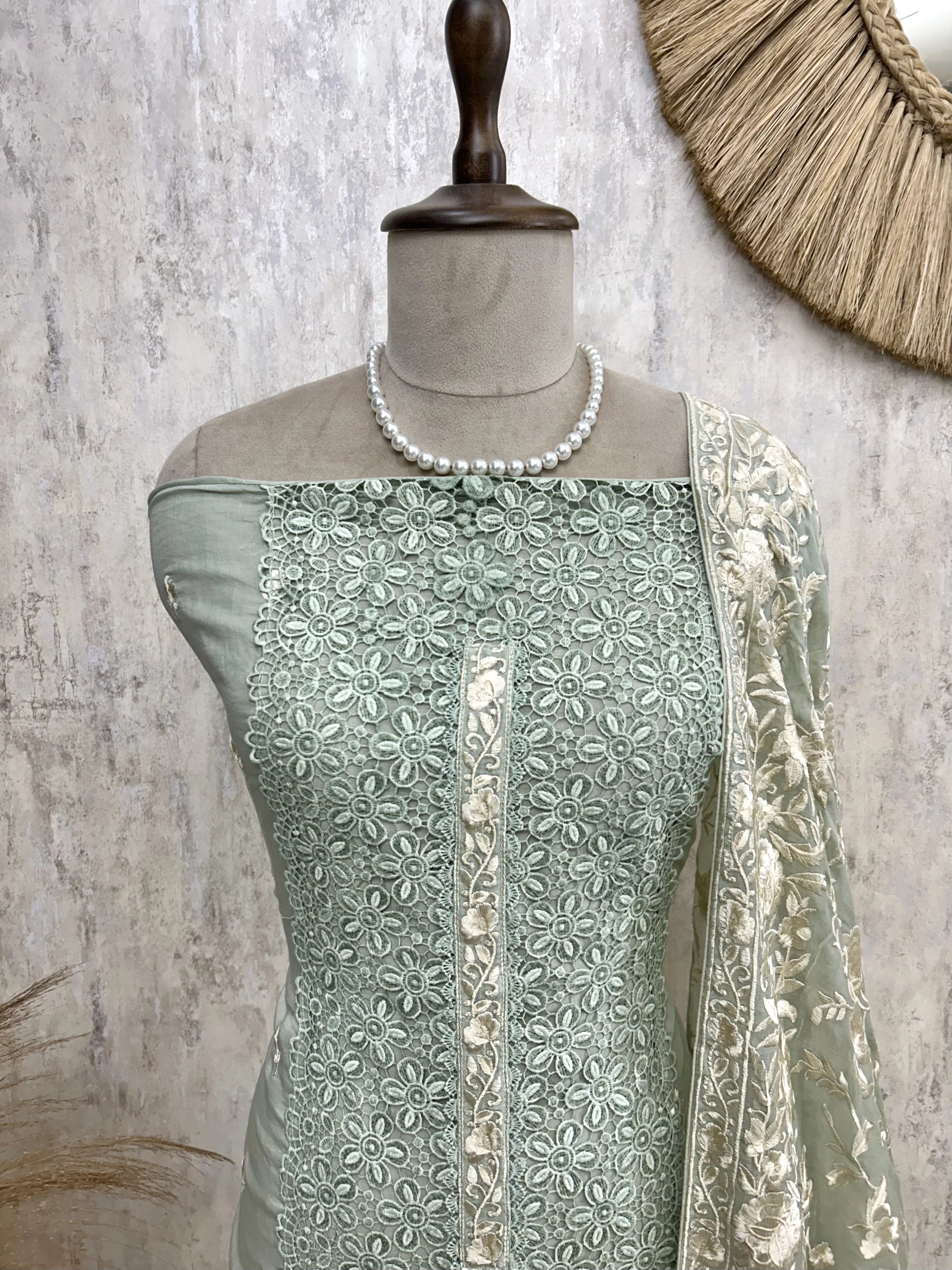 Mul Unstitched Suit Set With Cut Lace Work