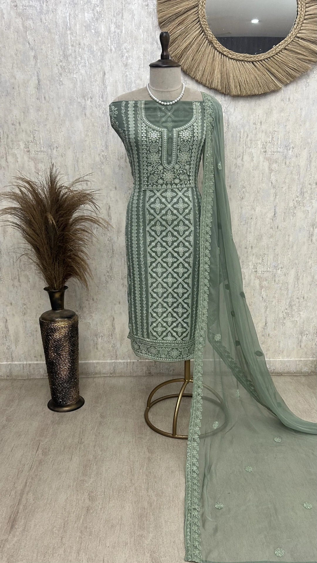 Lucknowi Unstitched Suit