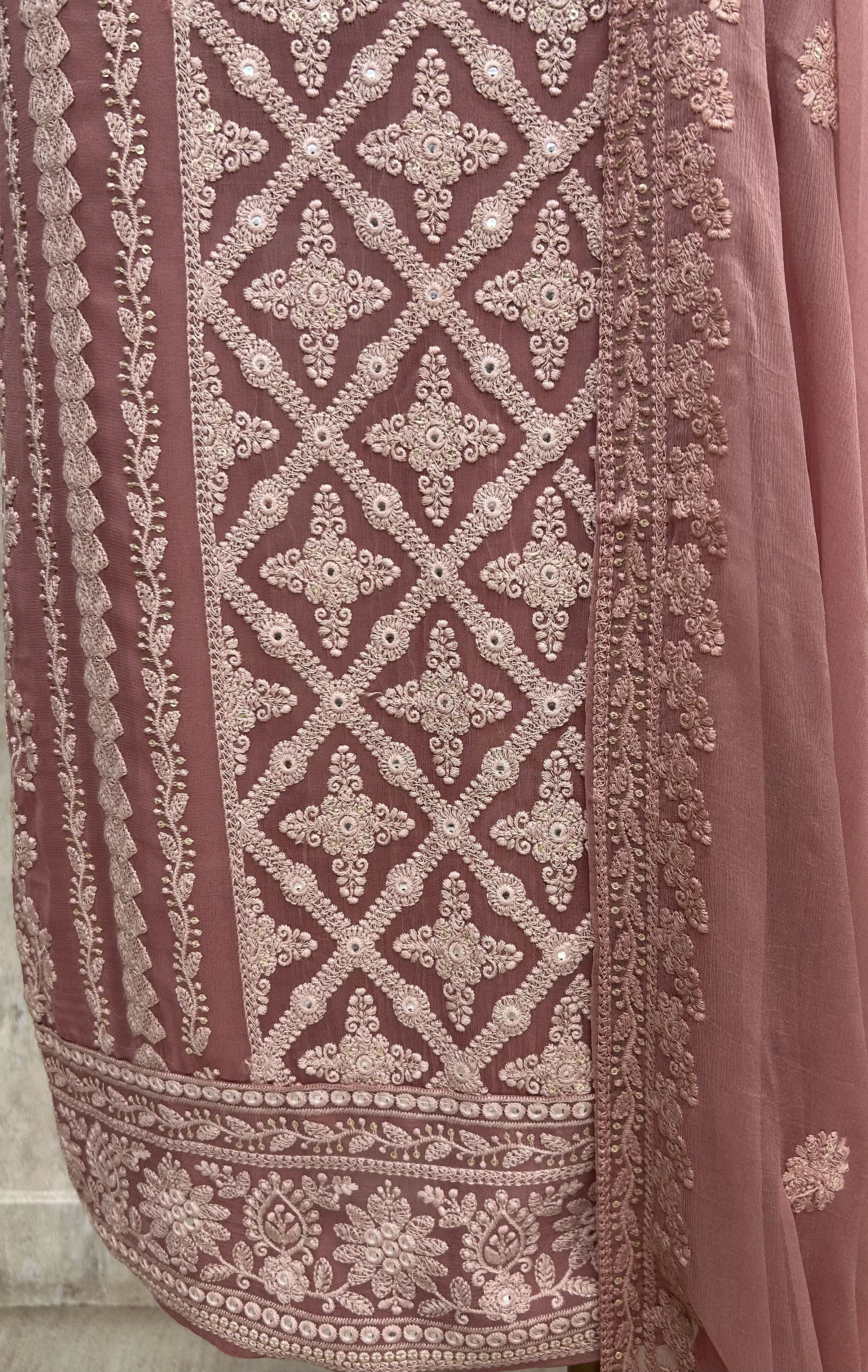 Lucknowi Unstitched Suit