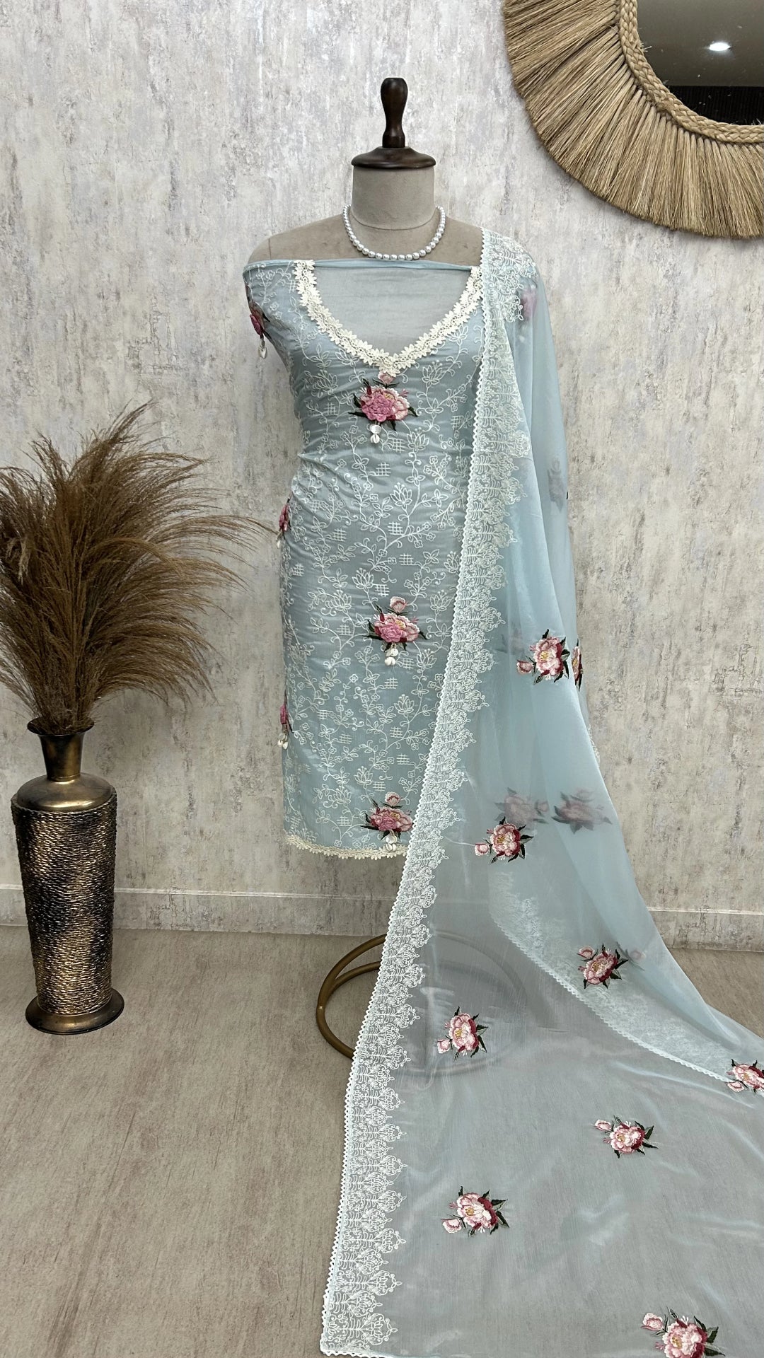 Thread Embroidered Chiffon Organza Unstitched Suit Set