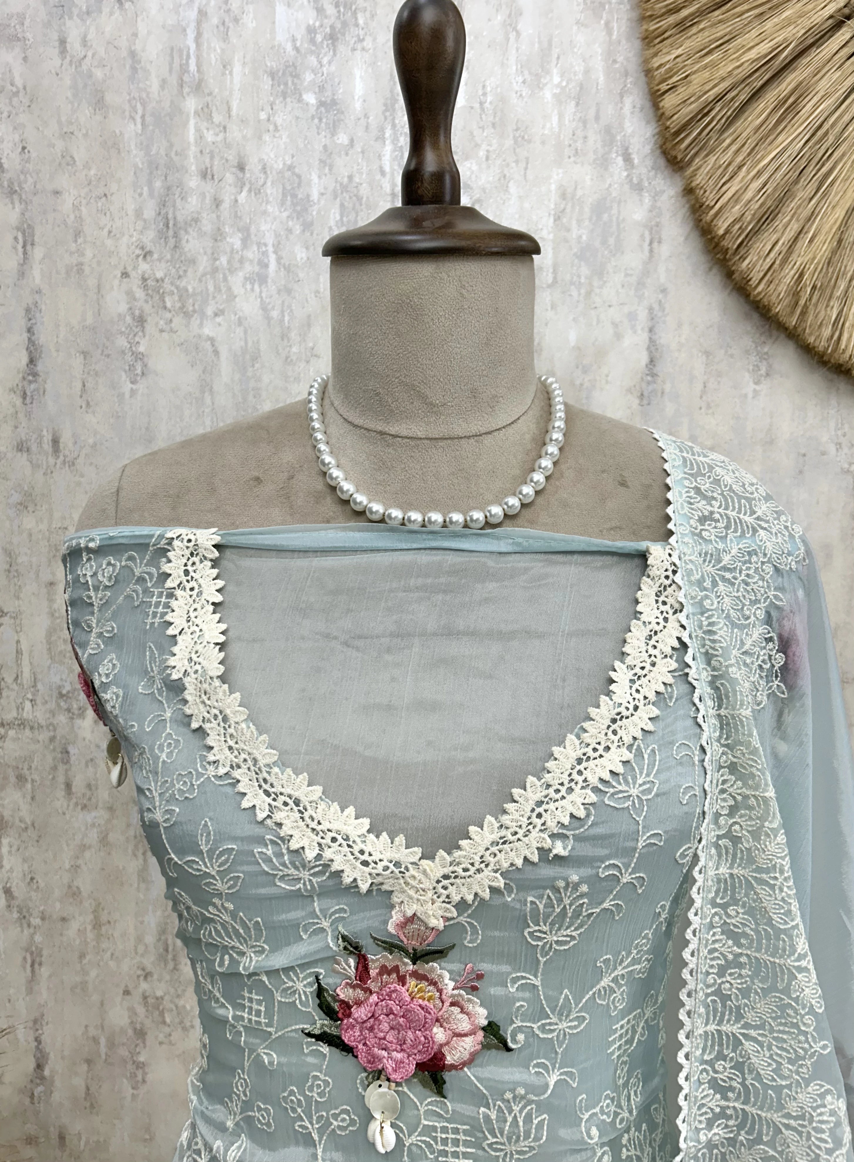 Thread Embroidered Chiffon Organza Unstitched Suit Set