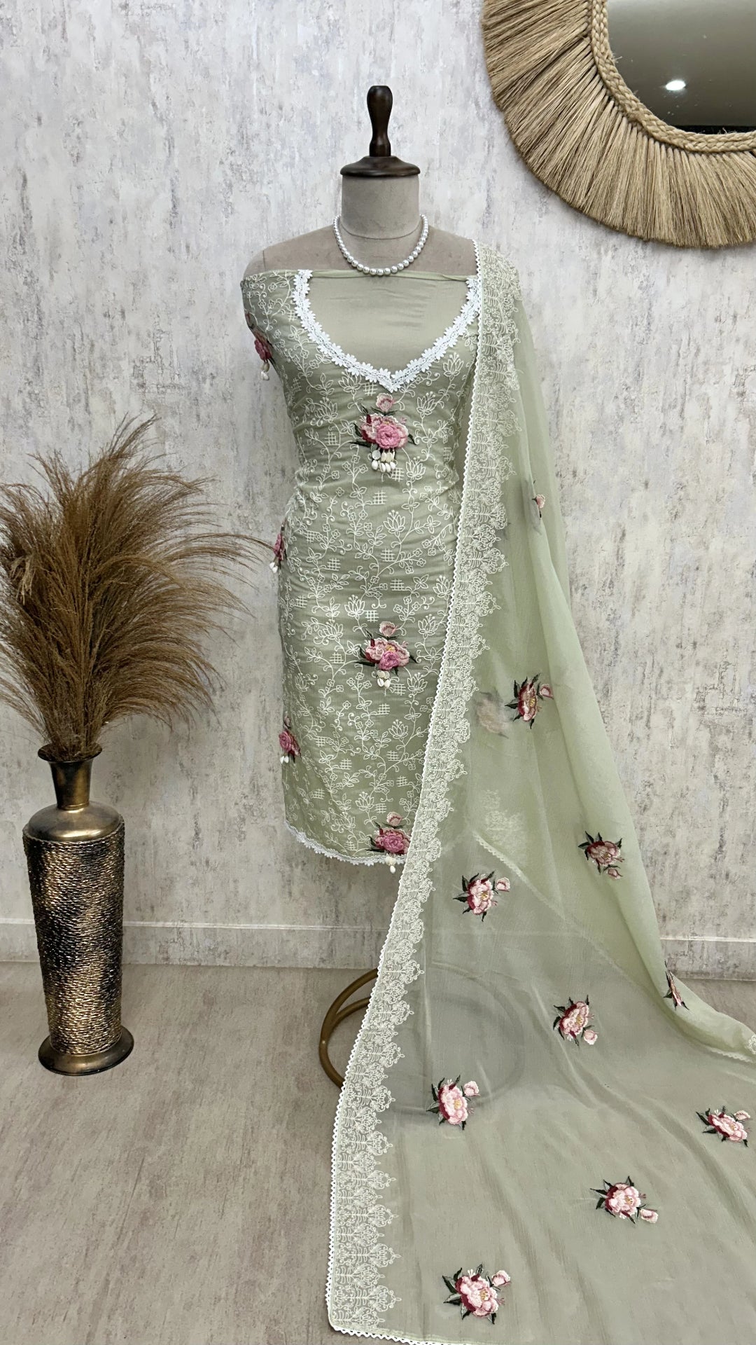 Thread Embroidered Chiffon Organza Unstitched Suit Set