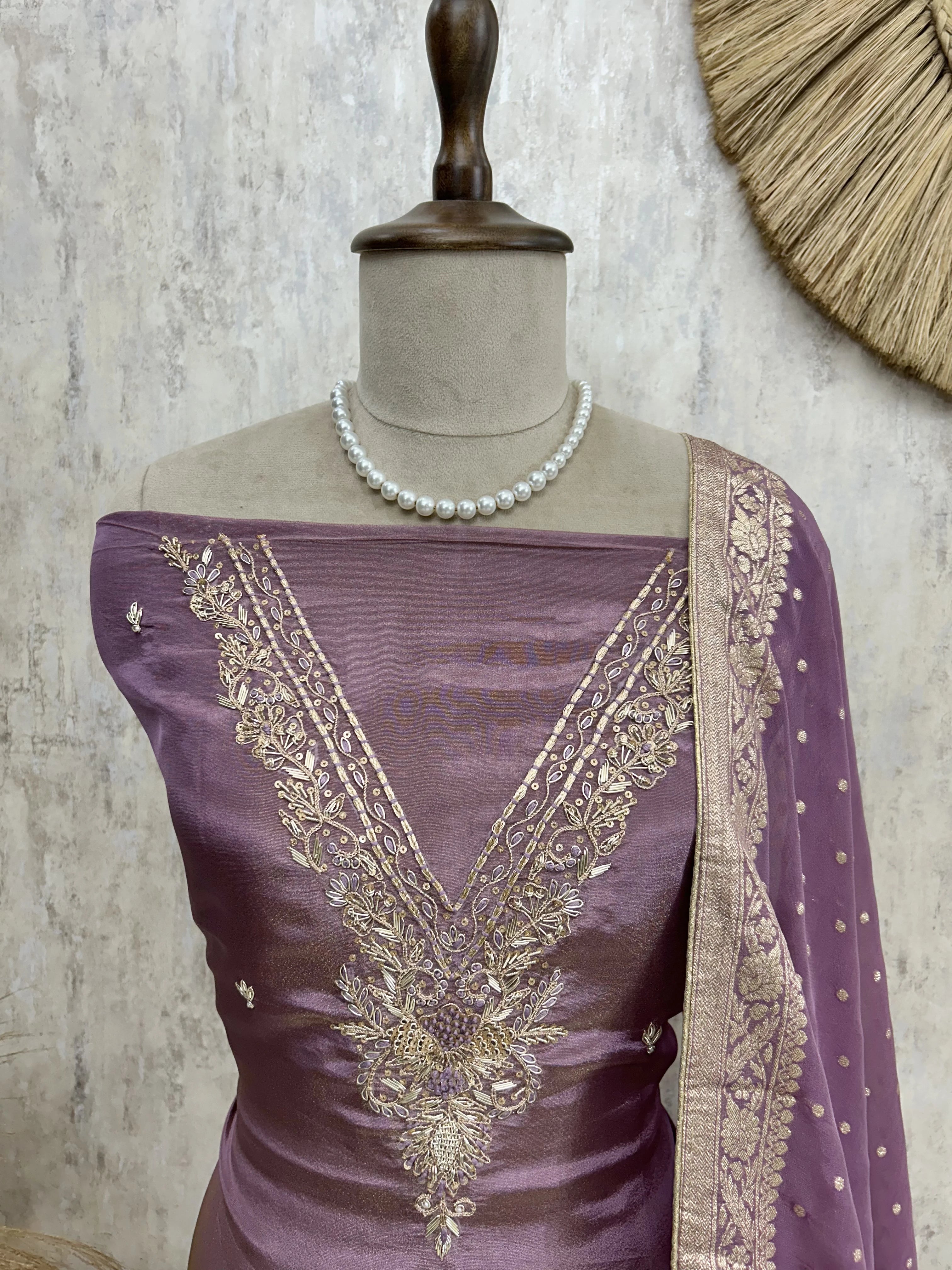 Hand Work Tissue Unstitched Suit Set