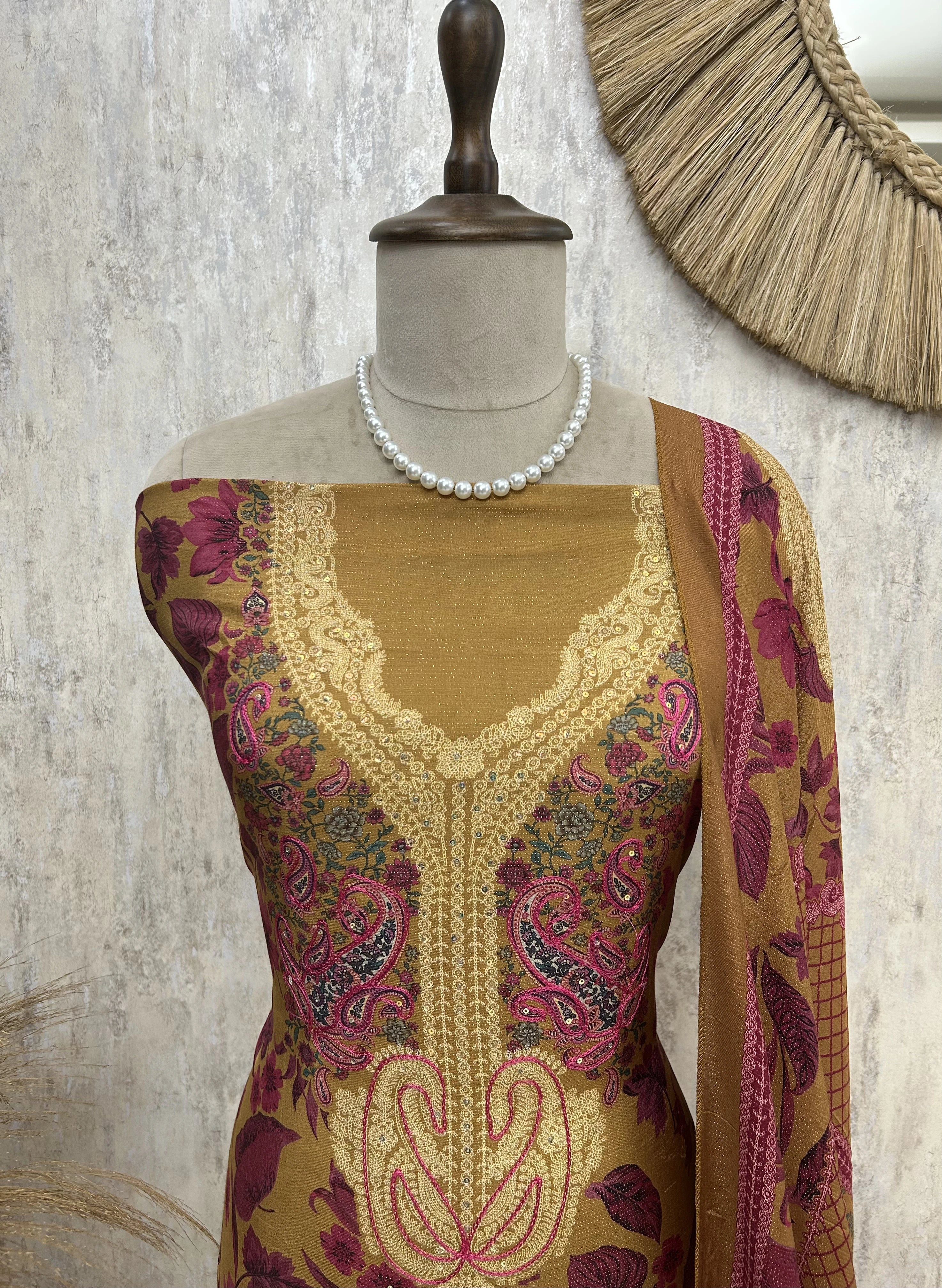 Muslin Unstitched Suit Set With Leaf Motifs Print