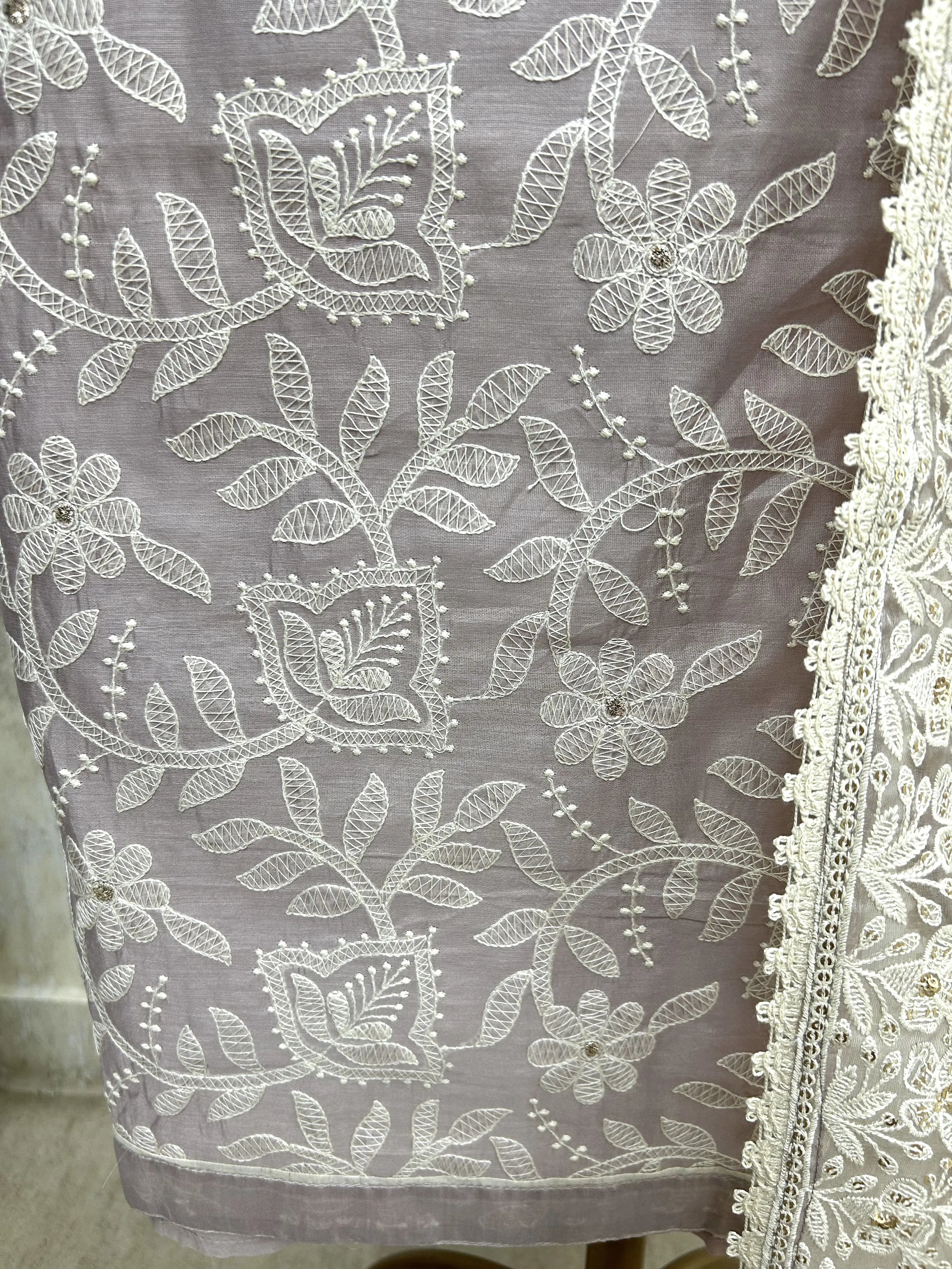 Maheshwari elegance in dusty lilac with threadwork