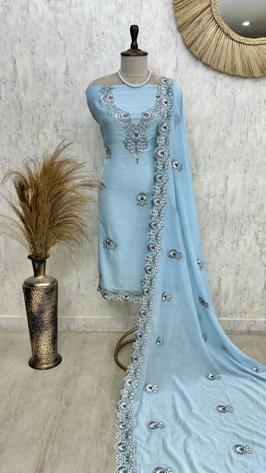 Mul Unstitched Suit Set With Floral Work