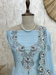 Mul Unstitched Suit Set With Floral Work