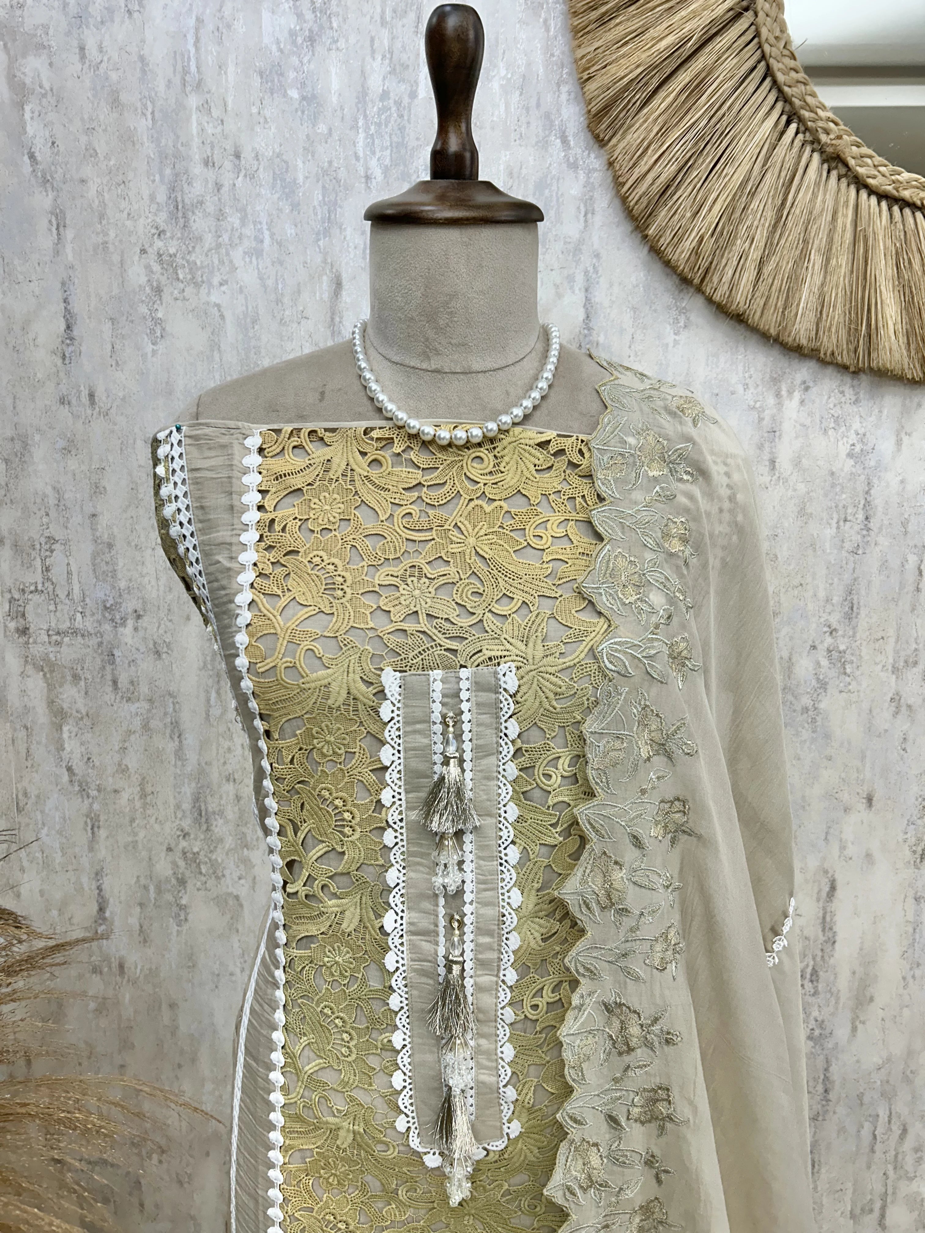 Mul Unstitched Suit Set With Cut Lace Work