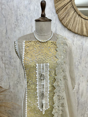 Mul Unstitched Suit Set With Cut Lace Work