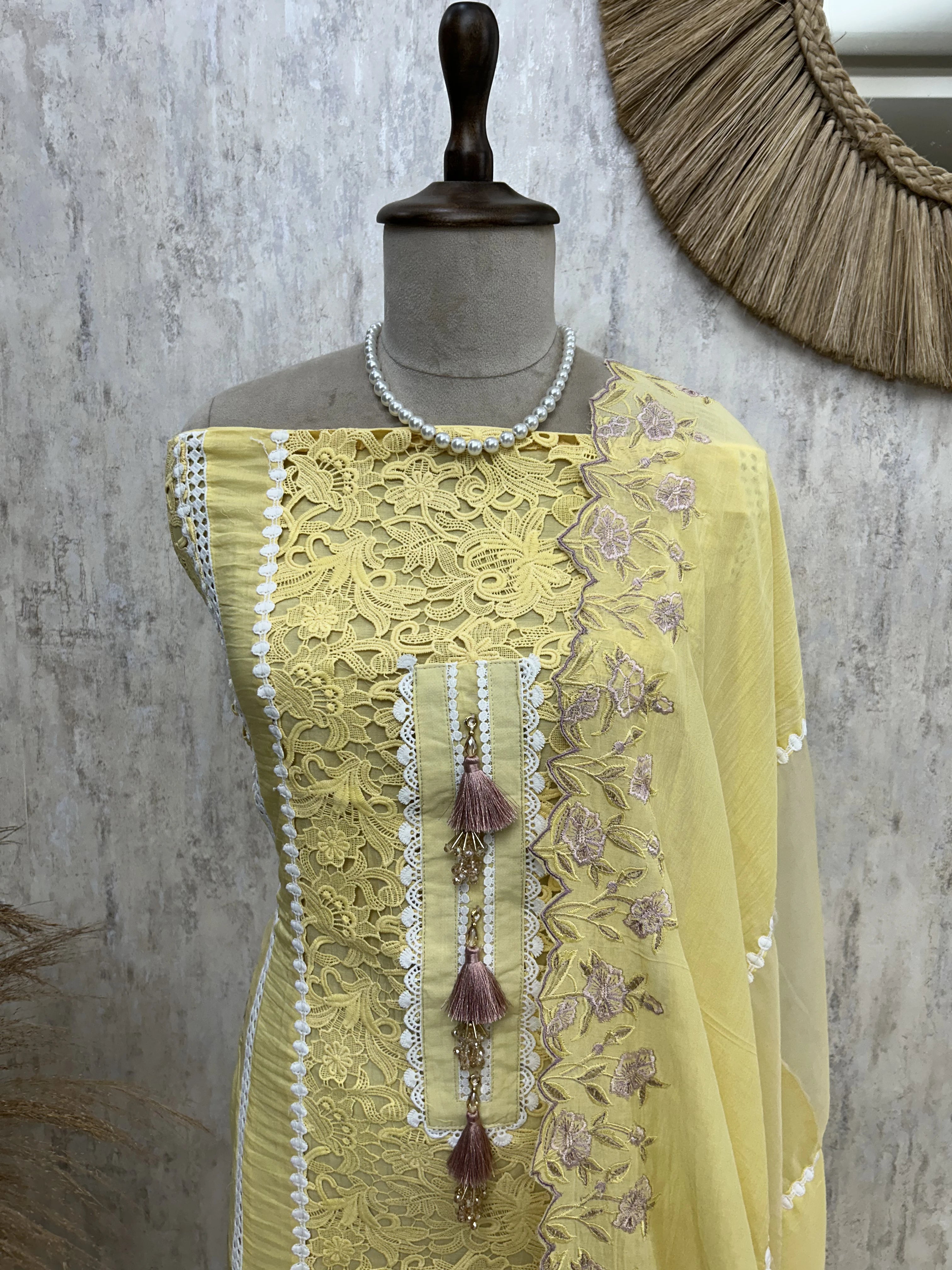 Mul Unstitched Suit Set With Cut Lace Work