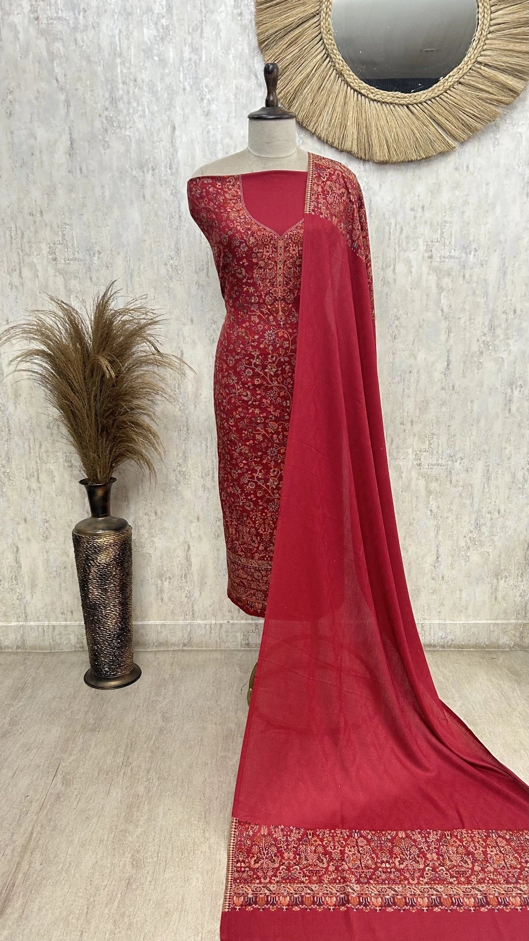 Kashmiri Pashmina Unstitched Suit