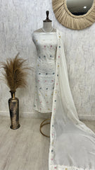 Oraganza Unstitched Suit Set With Katdana Work