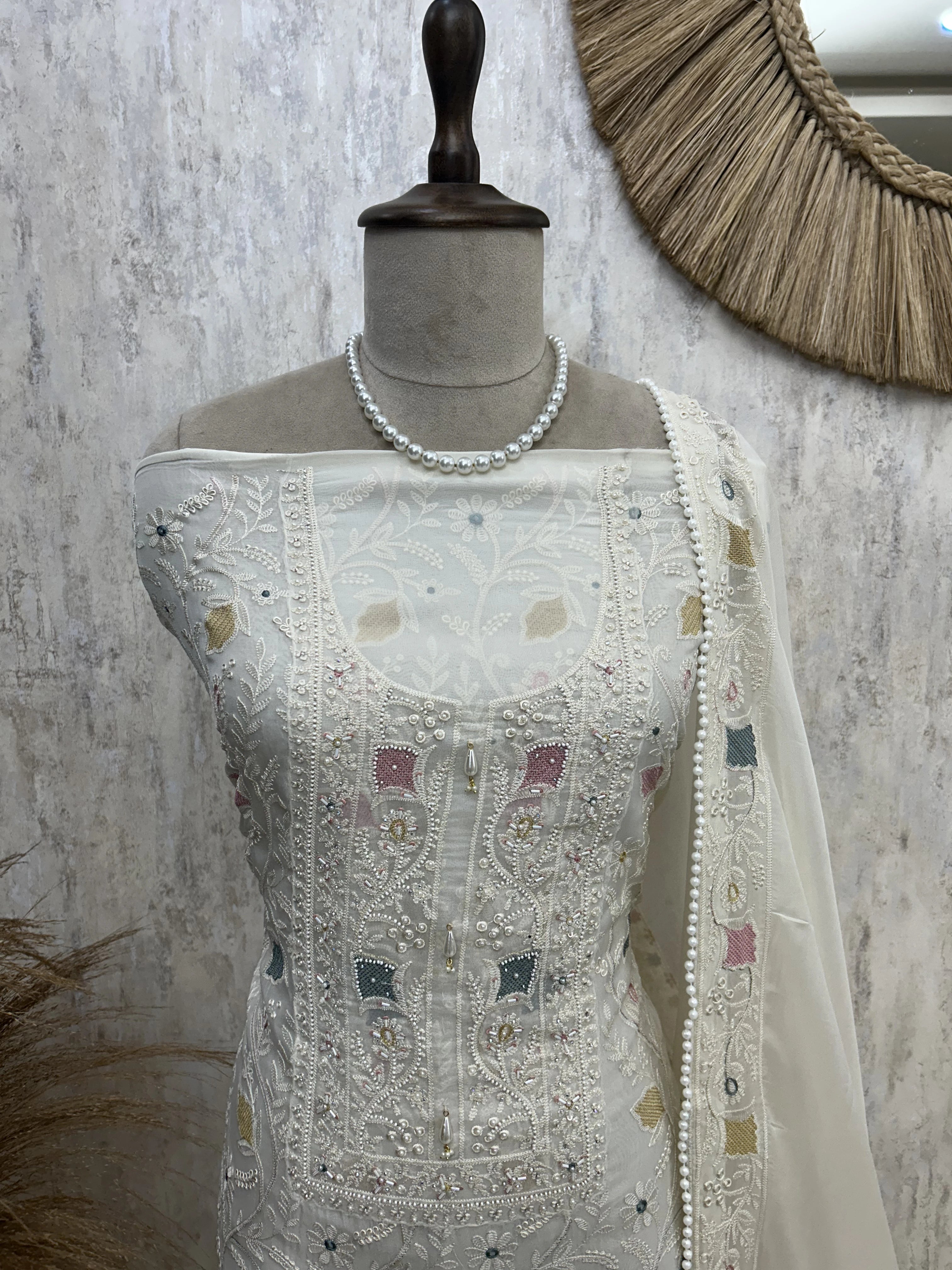 Oraganza Unstitched Suit Set With Katdana Work