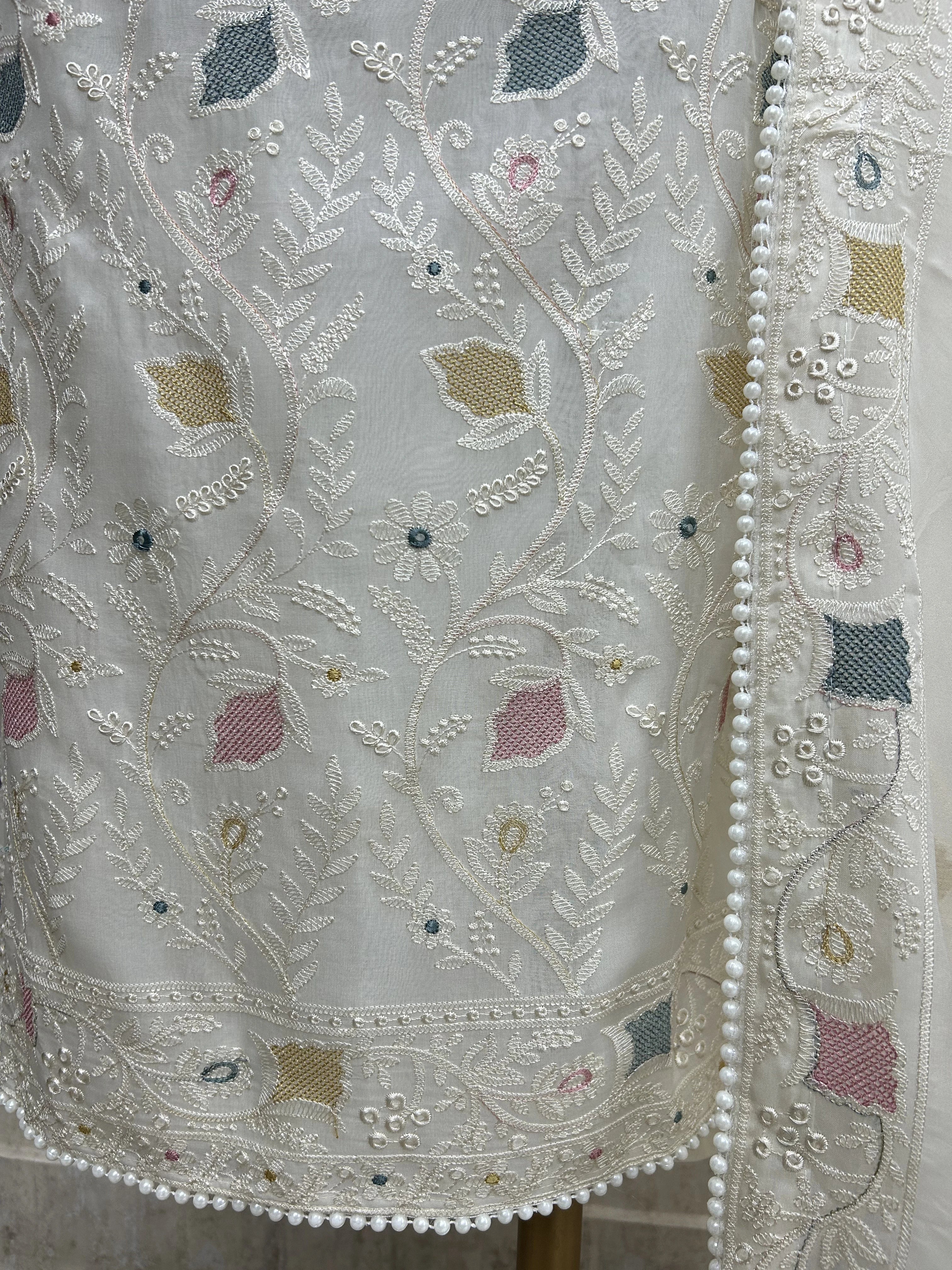 Oraganza Unstitched Suit Set With Katdana Work