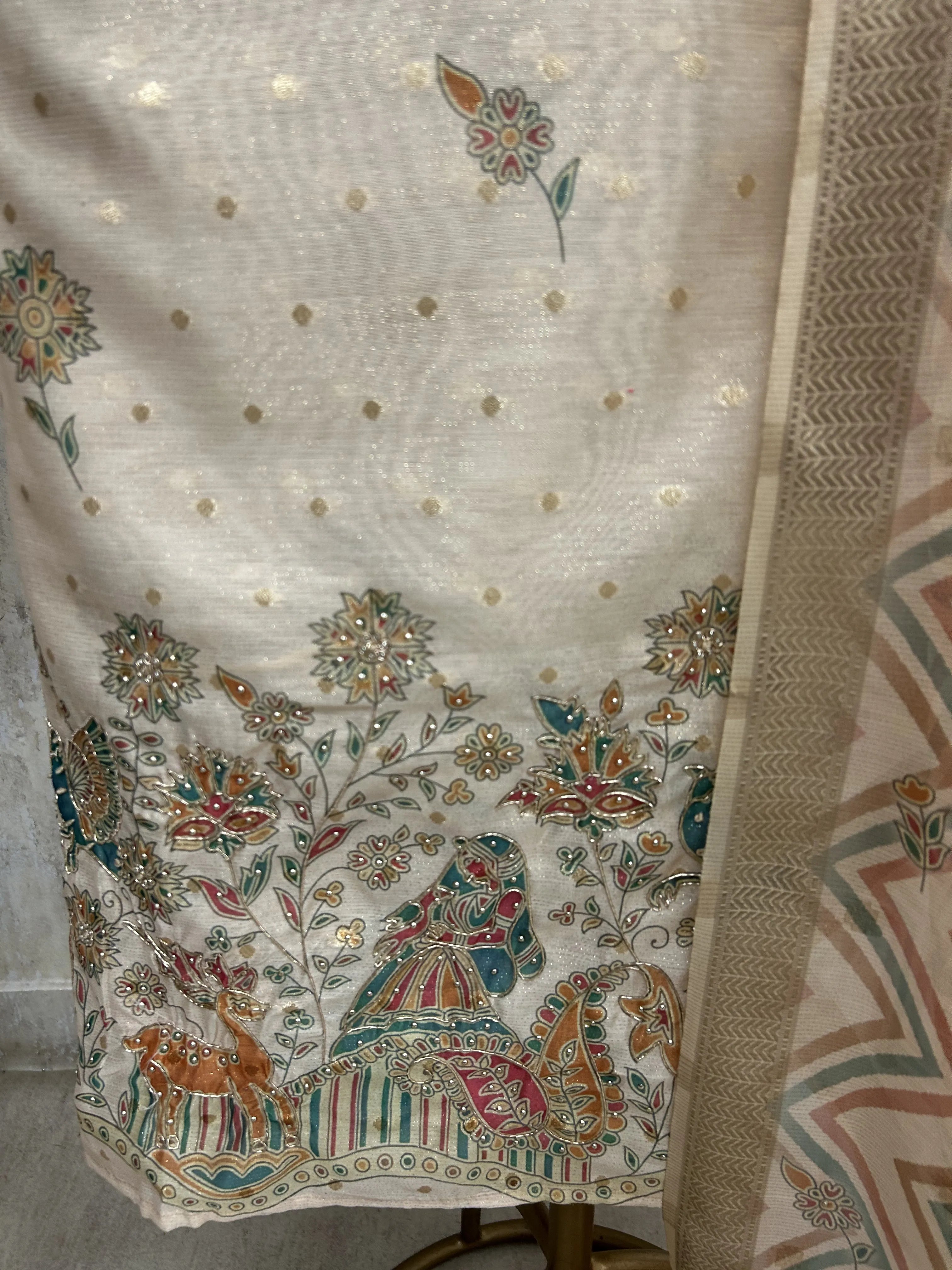 Folk Motifs Maheshwari Unstitched Suit