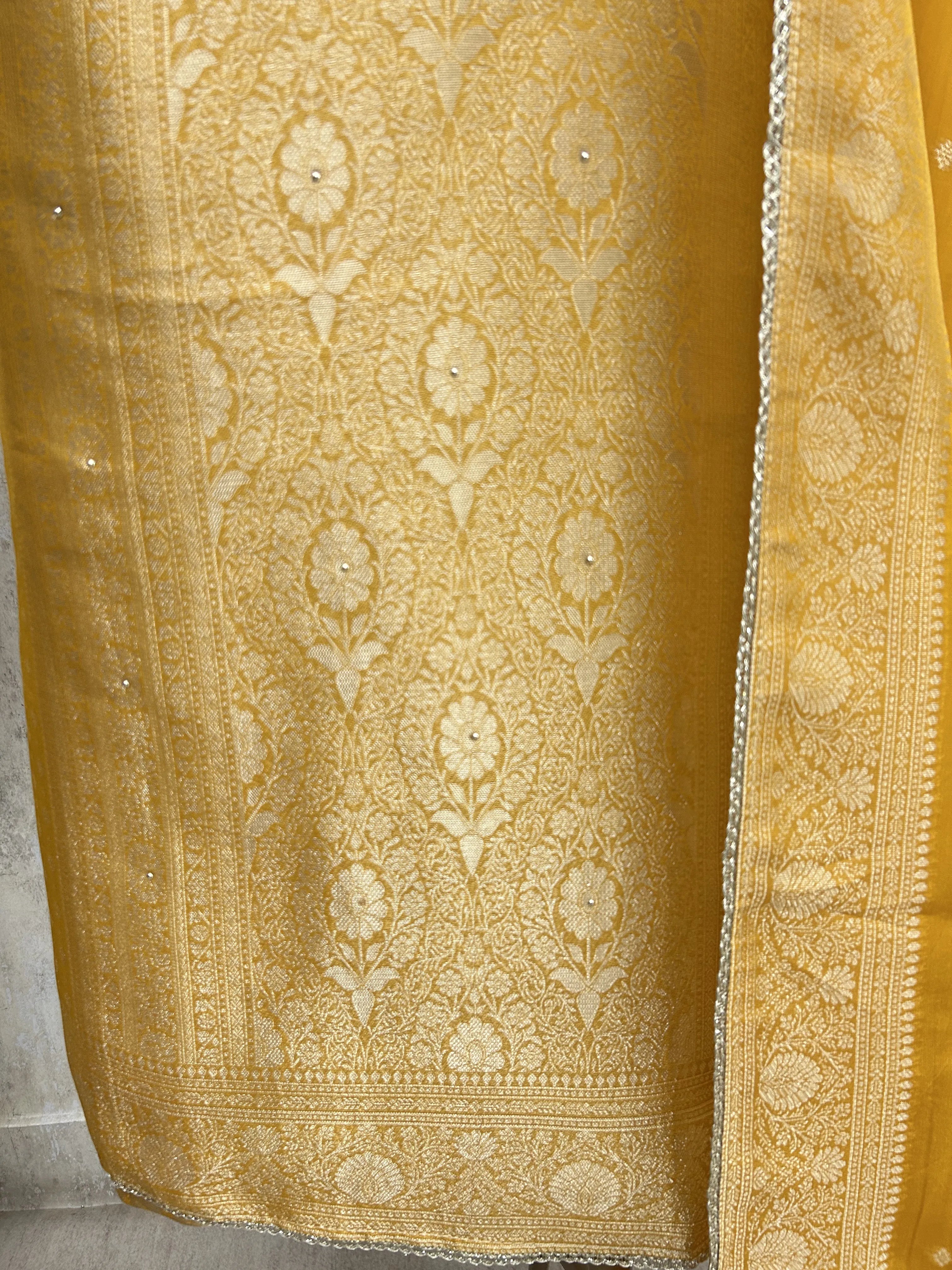 Brocade silk Luxury Unstitched suit