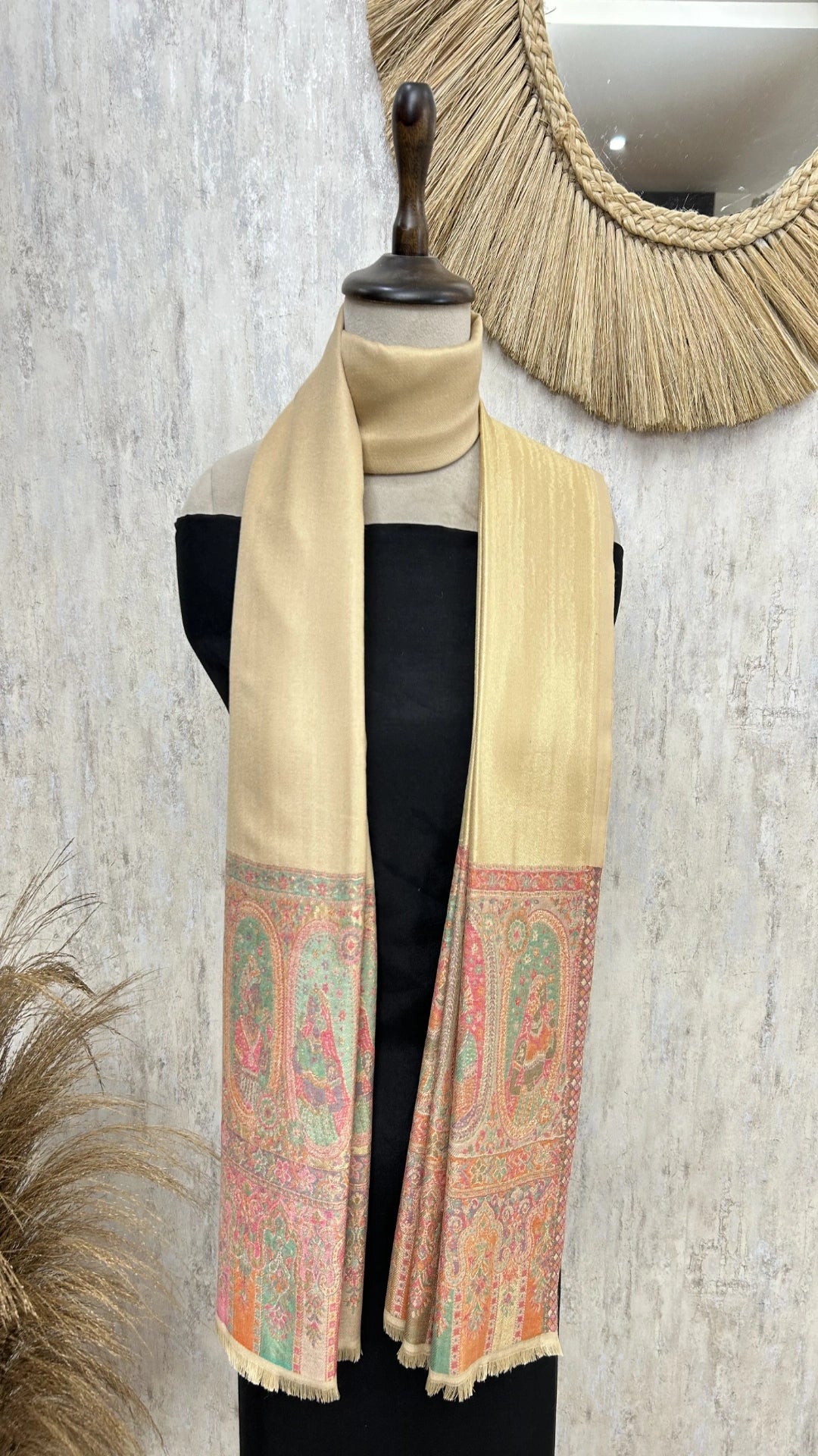 Reversible Pashmina Unisex Stoles With Curated Box Packaging