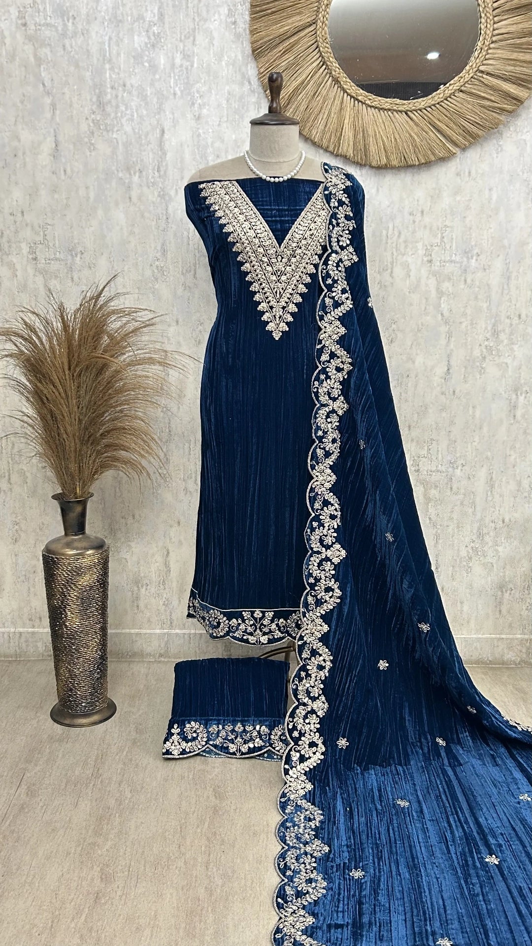 Velvet Unstitched suit with Mirror & Zari Work