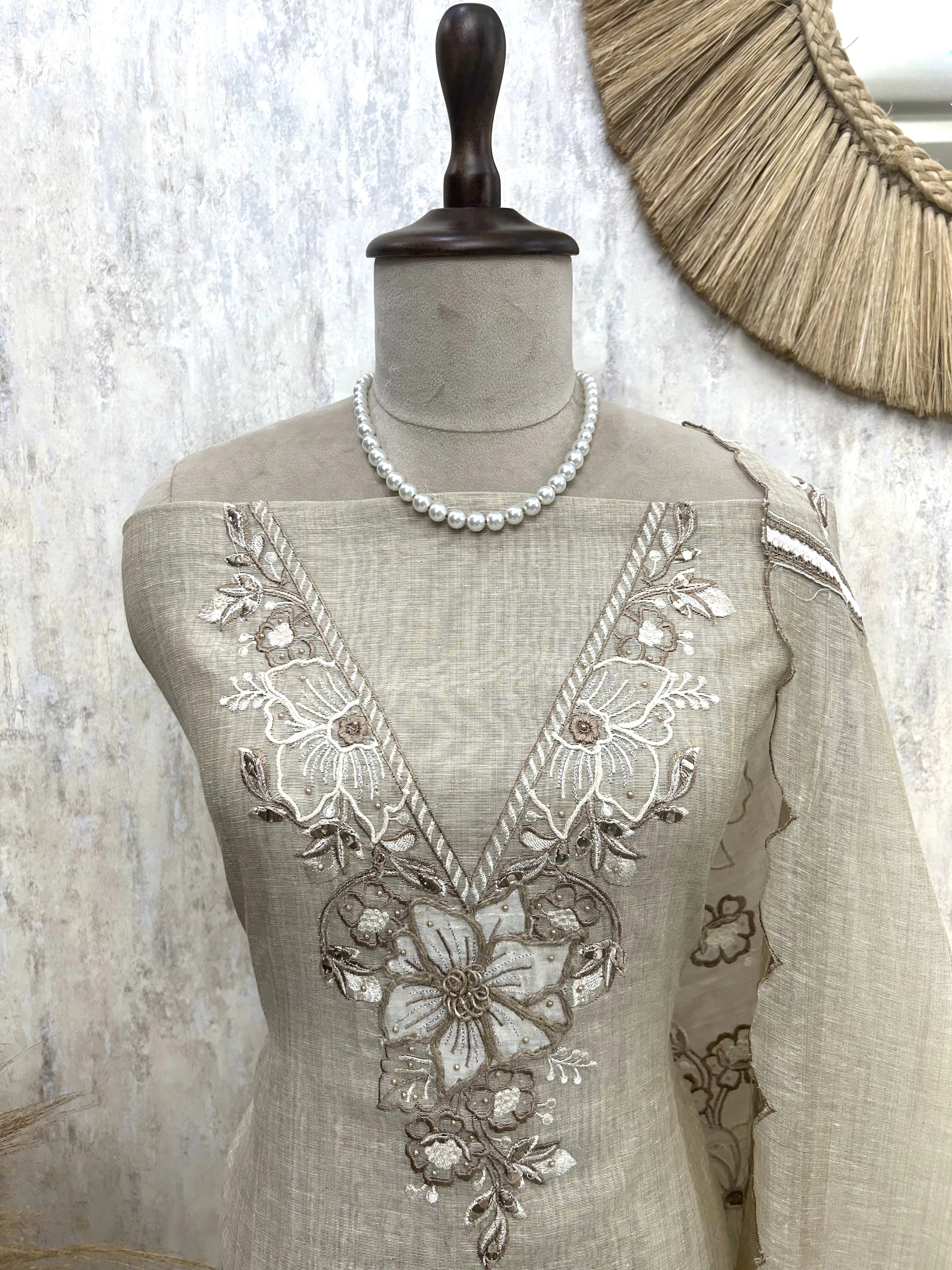 Linen Unstitched Suit Set With Applique Work