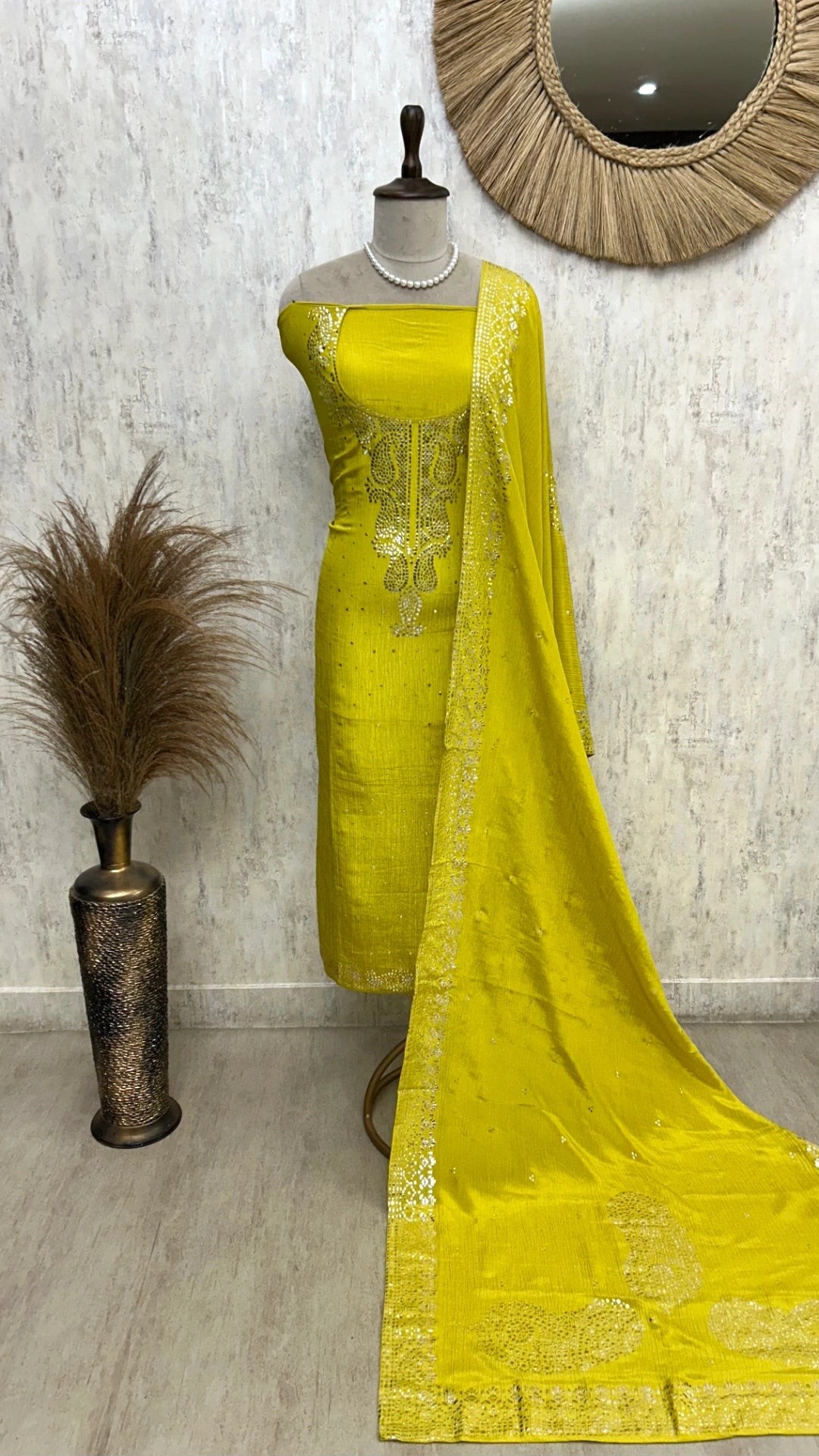 Katdana Work Crush Tissue Unstitched Suit Set