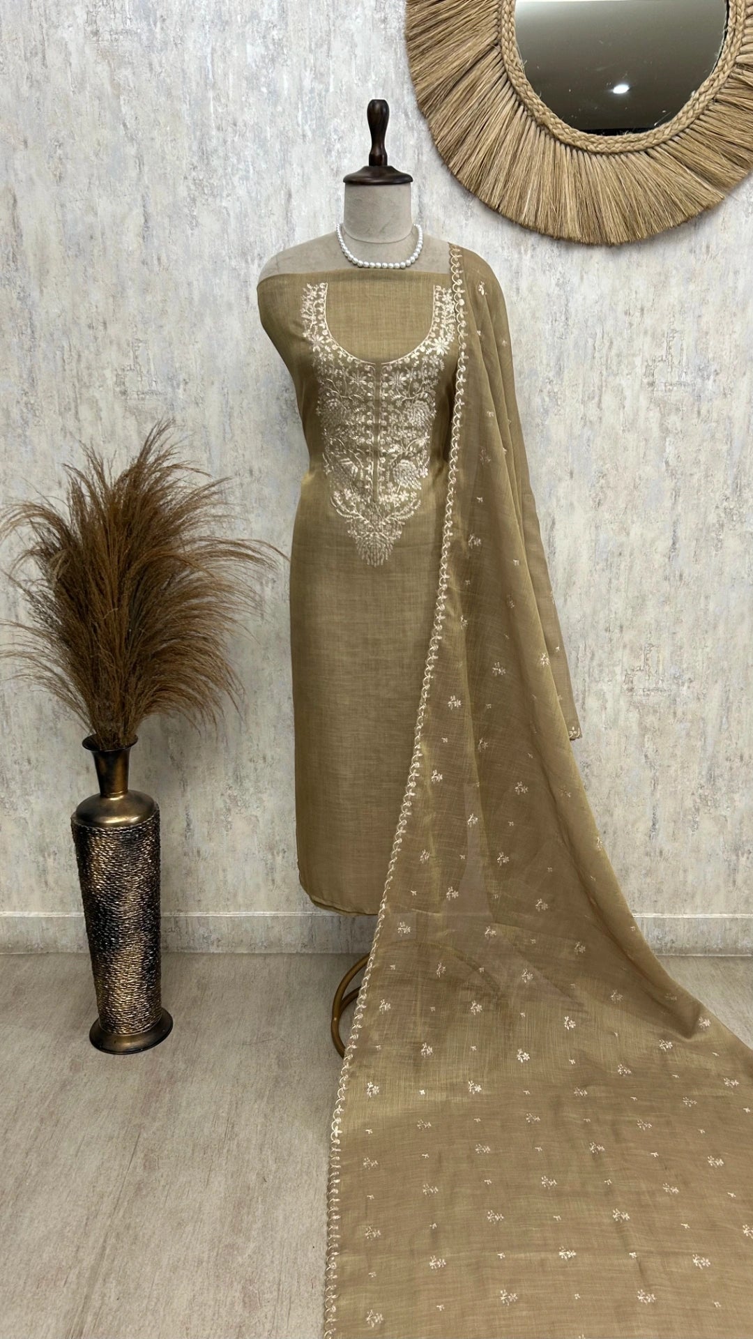 Pitta Work Cosmo Linen Unstitched Suit Set