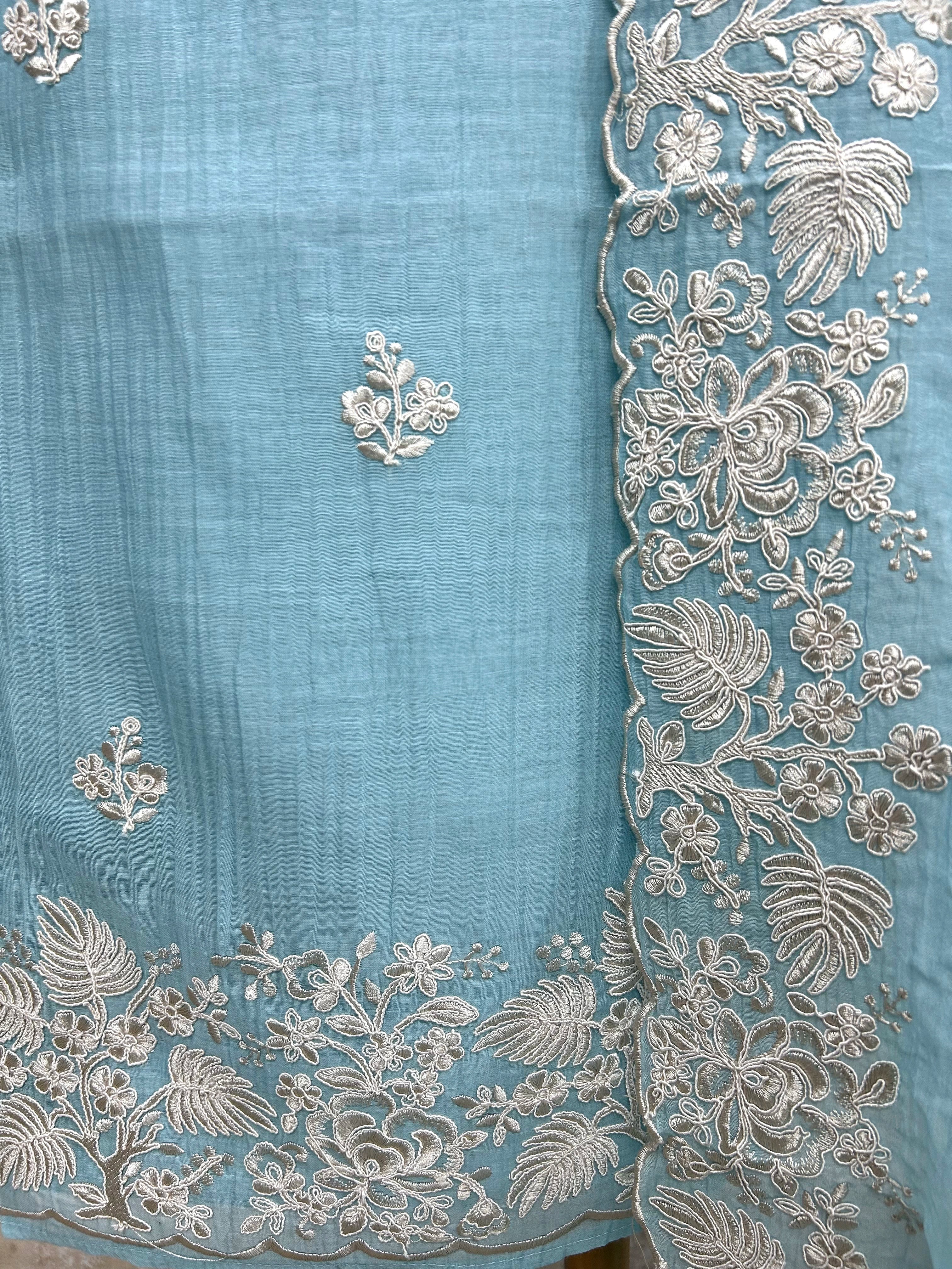 Mul Unstitched Suit Set With Thread Embroidered Hemline